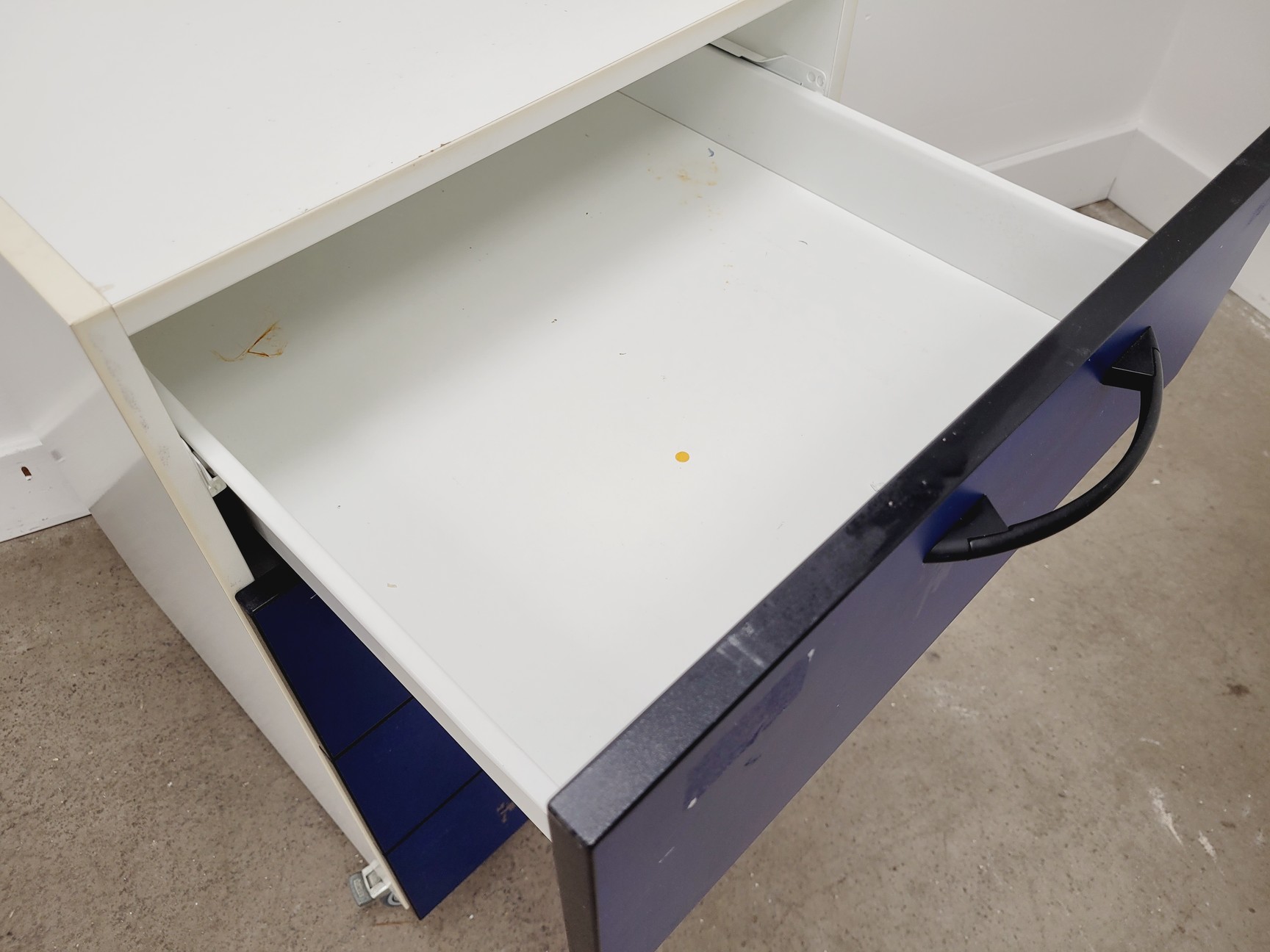 Image of 2 x Blue/White Sets of Drawers