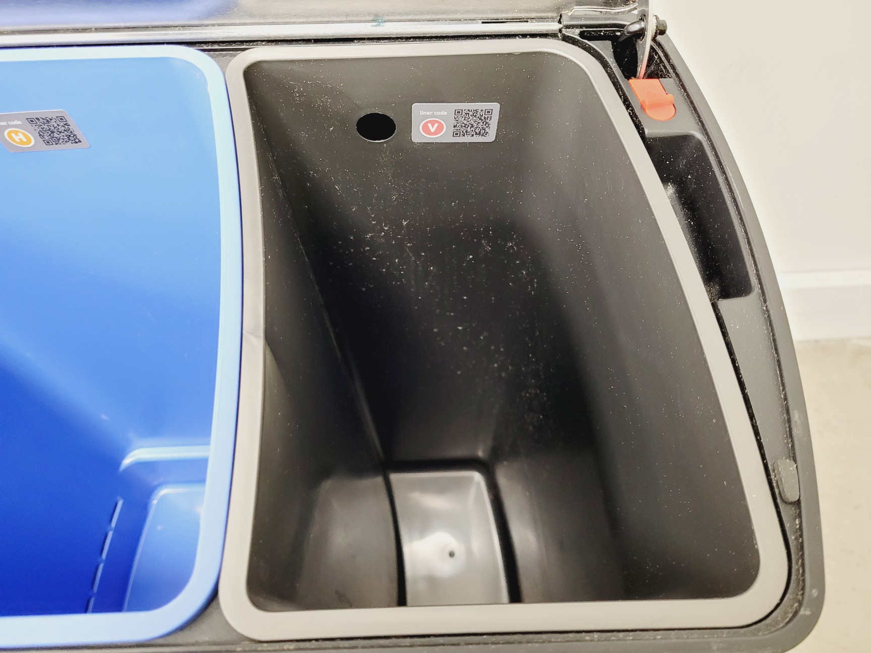 Image of 3 x Simple Human Waste/Recycling Bins