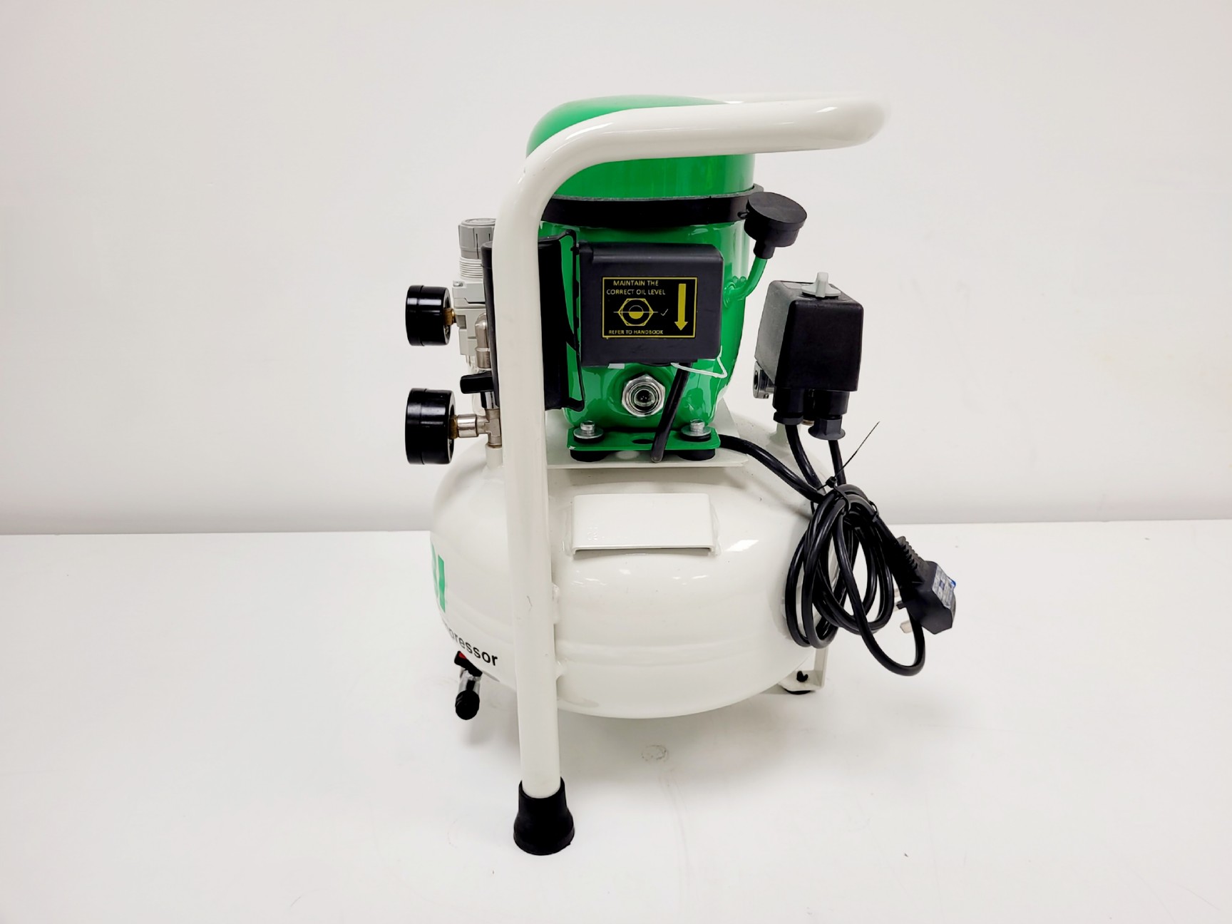 Image of Bambi BB8-240 Silent Air Compressor