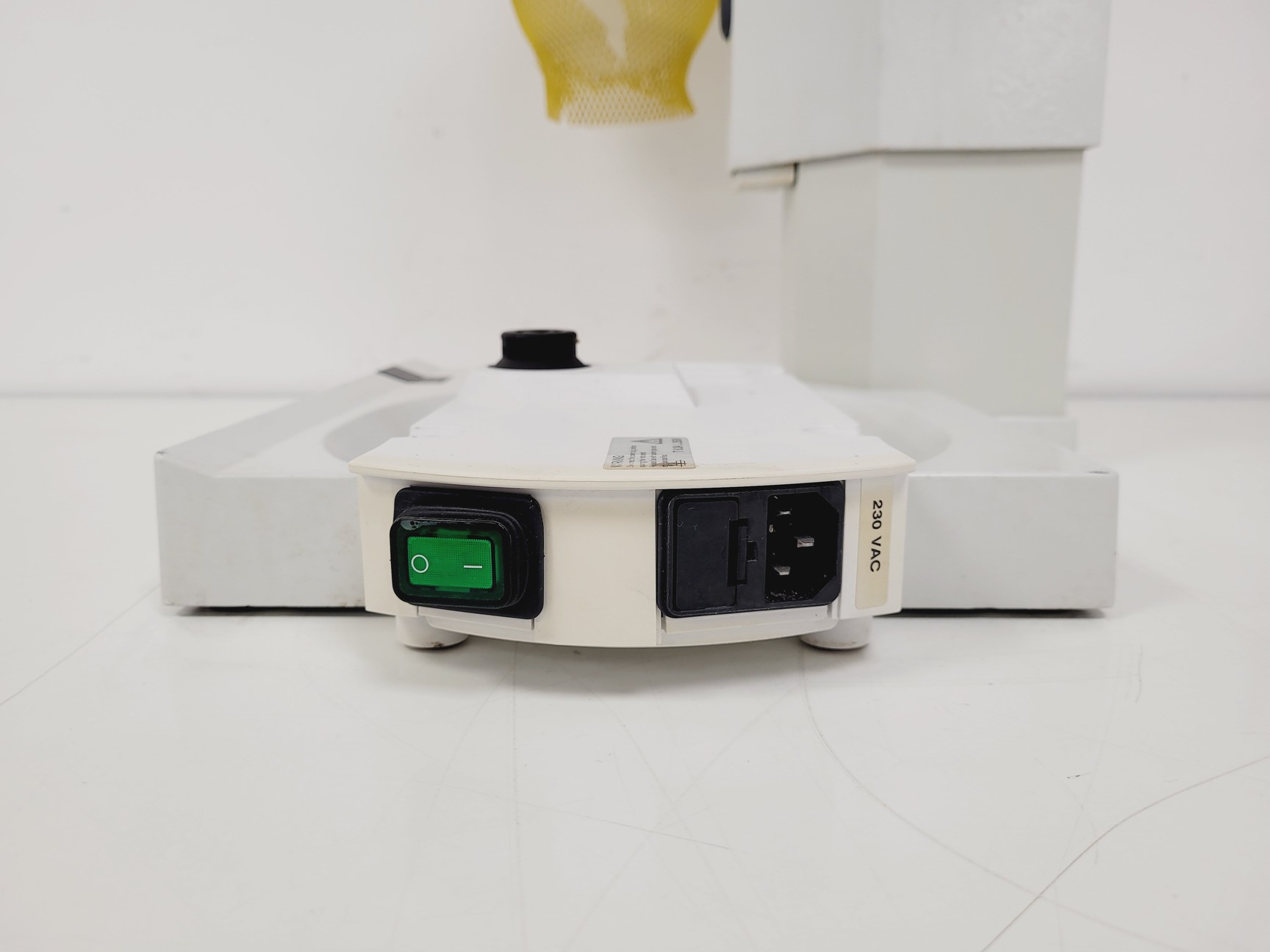 Image of Buchi Rotovapor R-200 with Vacuum controller V-805