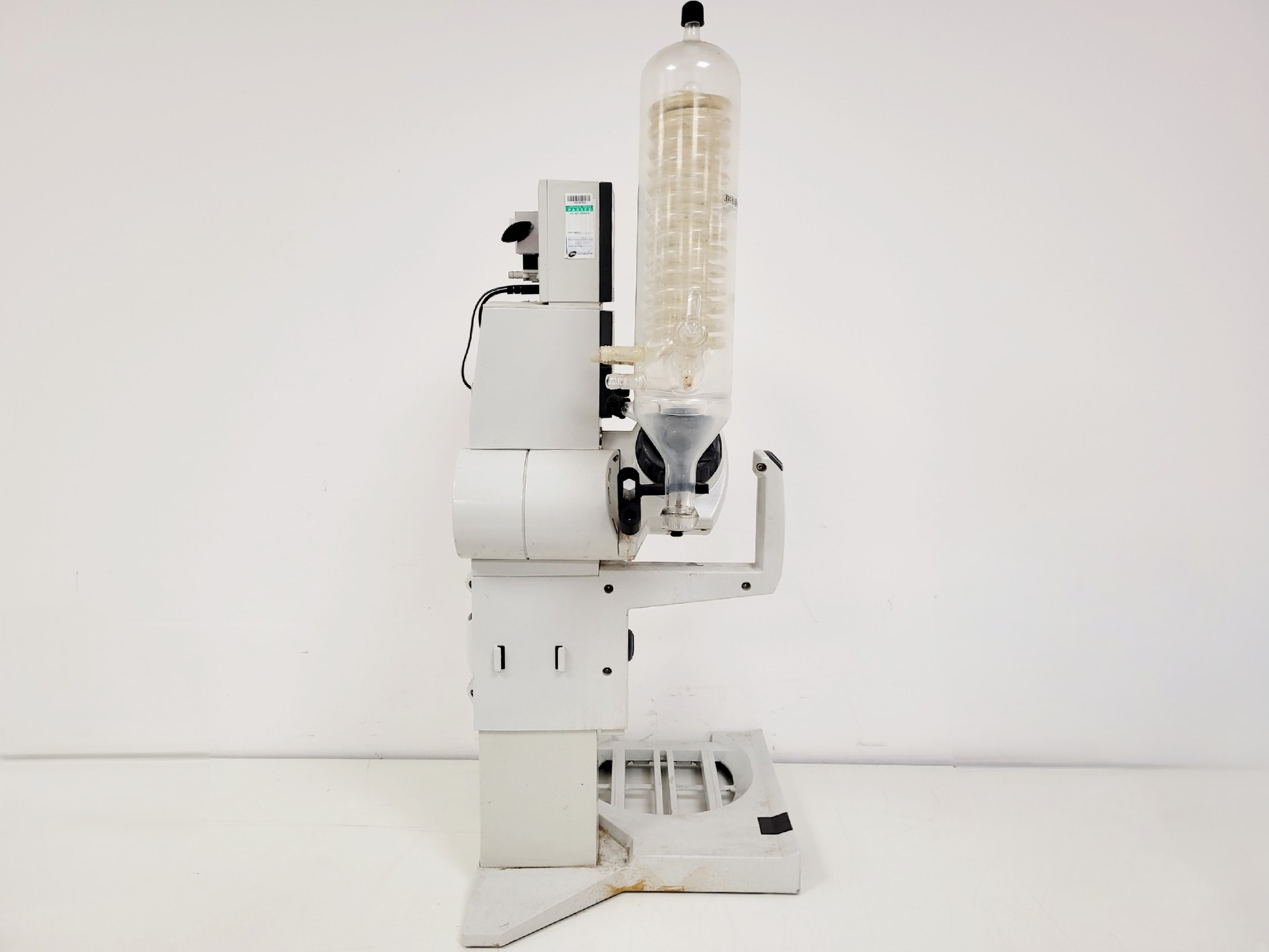 Image of Buchi Rotovapor R-200 with Vacuum controller V-805