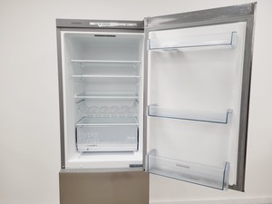 Thumbnail image of Siemens KG33VVIEAG/03 Fridge Freezer