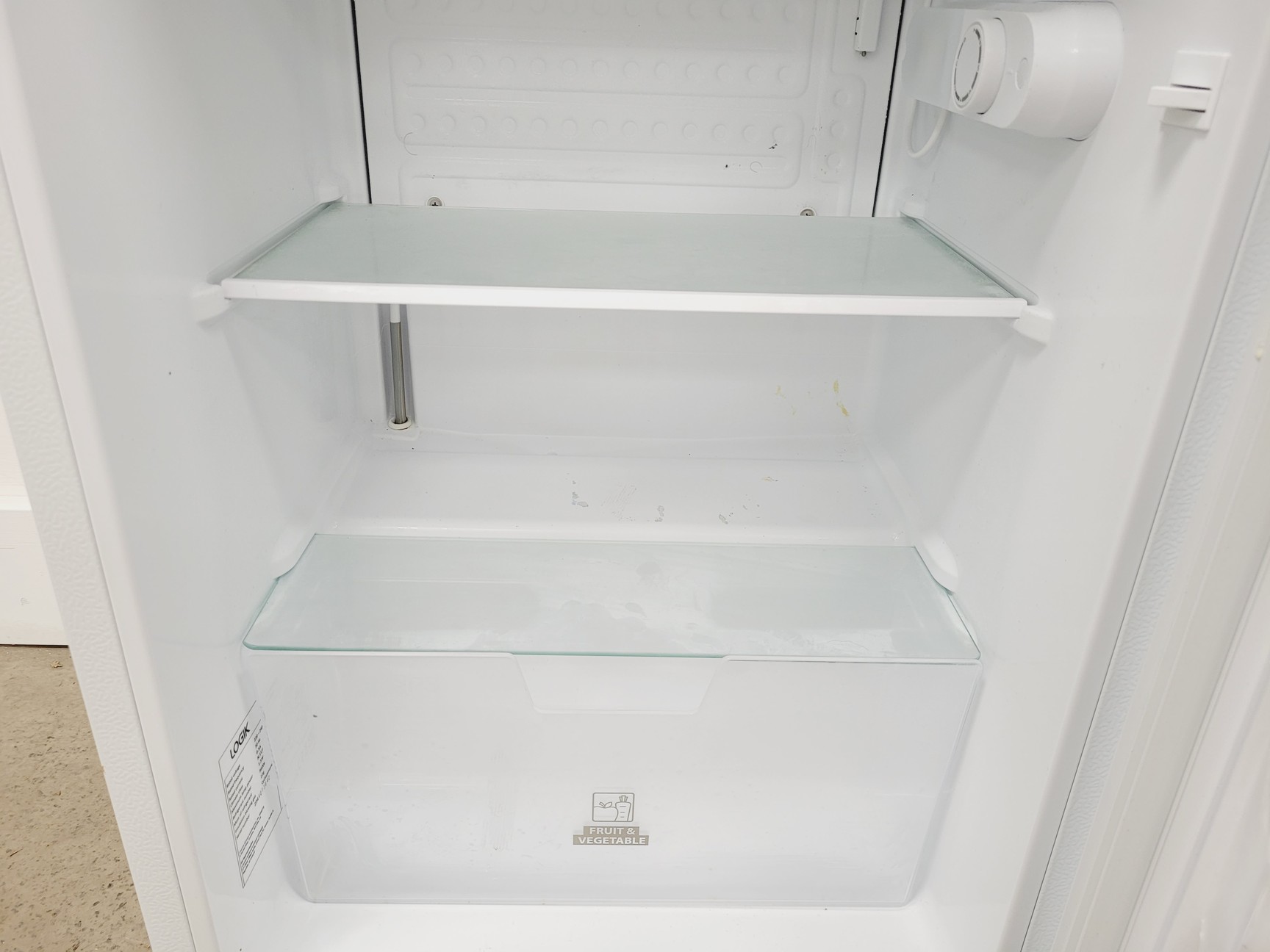 Image of Logik LUL48W23 Fridge 92L Lab