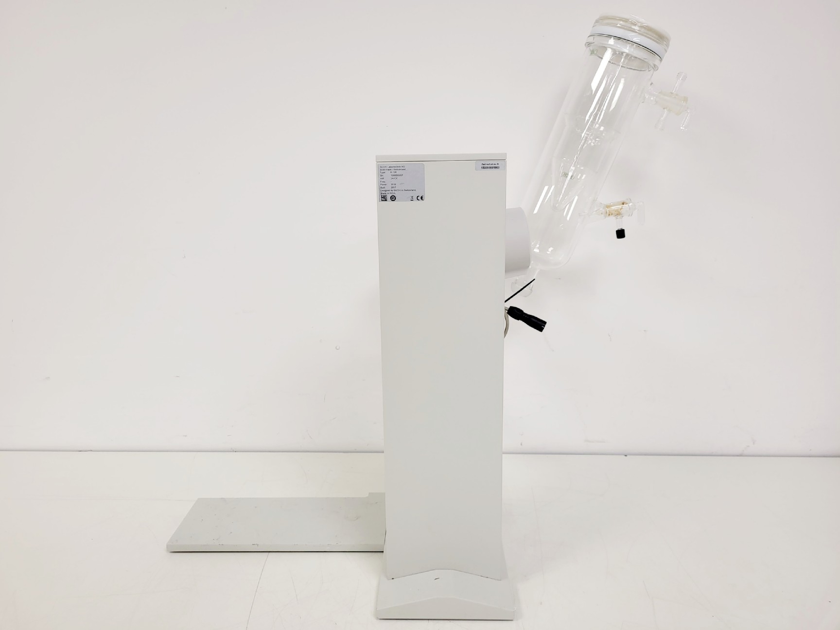 Image of Buchi R-100 Rotavapor W/ V-100 Vacuum Pump and B-100 Heating Bath