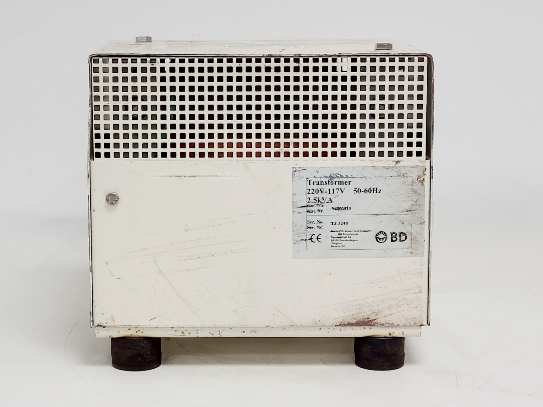 Image of BD FACSCalibur Flow Cytometer and Transformer