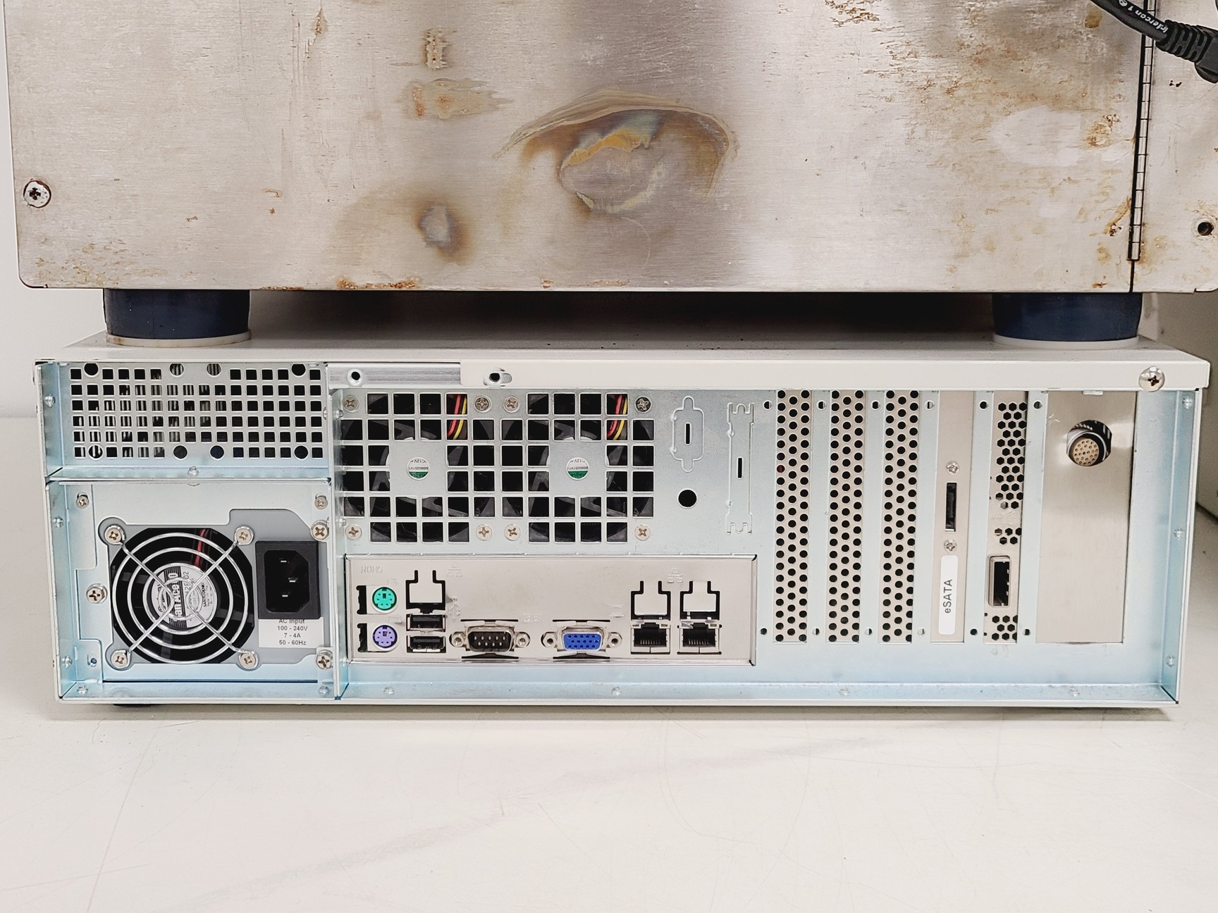 Image of 2x Essen BioScience IncuCyte Zoom Live Cell Analysis System Spares/Repairs