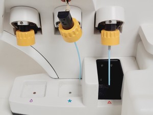 Thumbnail image of Ion Torrent Ion Personal Genome Machine (PGM) with Ion 316 Chip - AB0176040