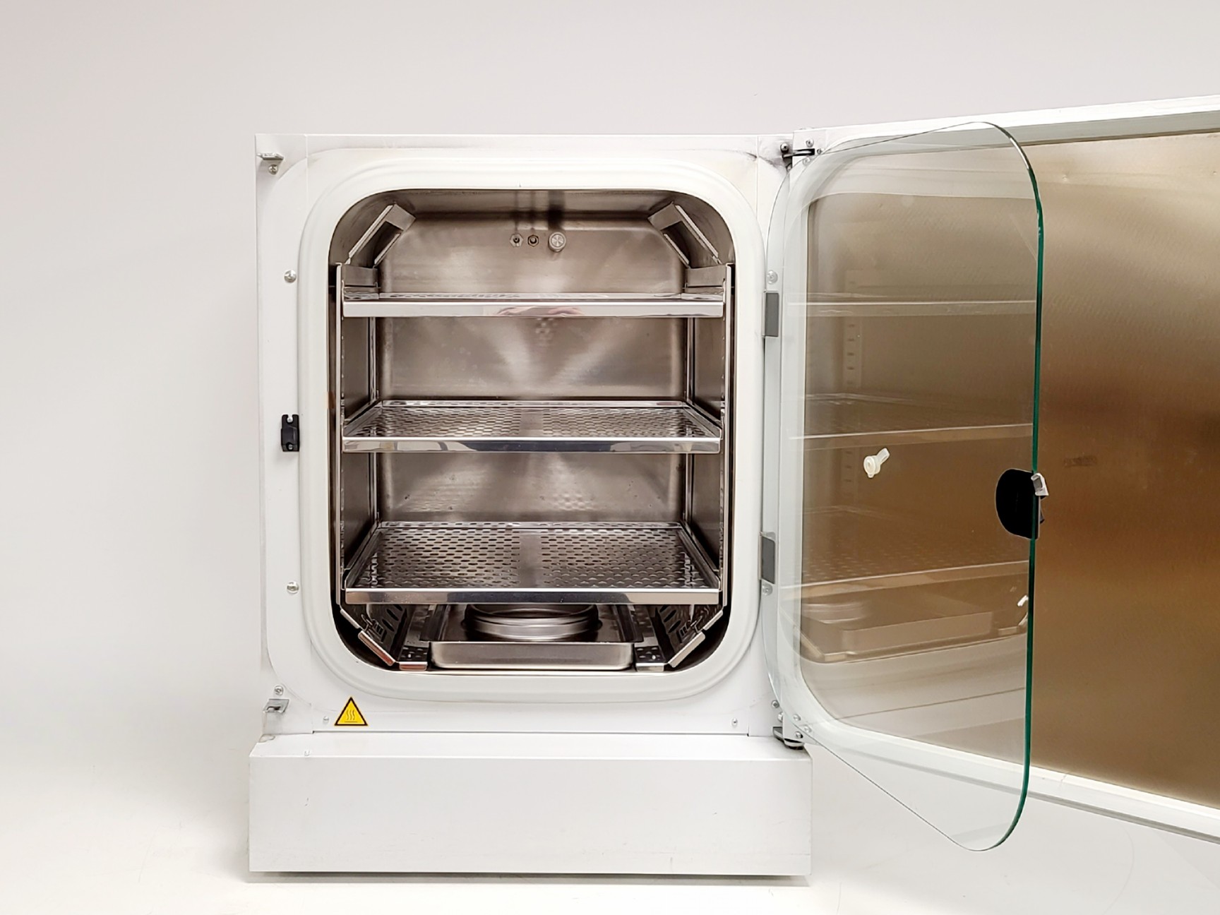 Image of Binder Model CB 150 Incubator Lab