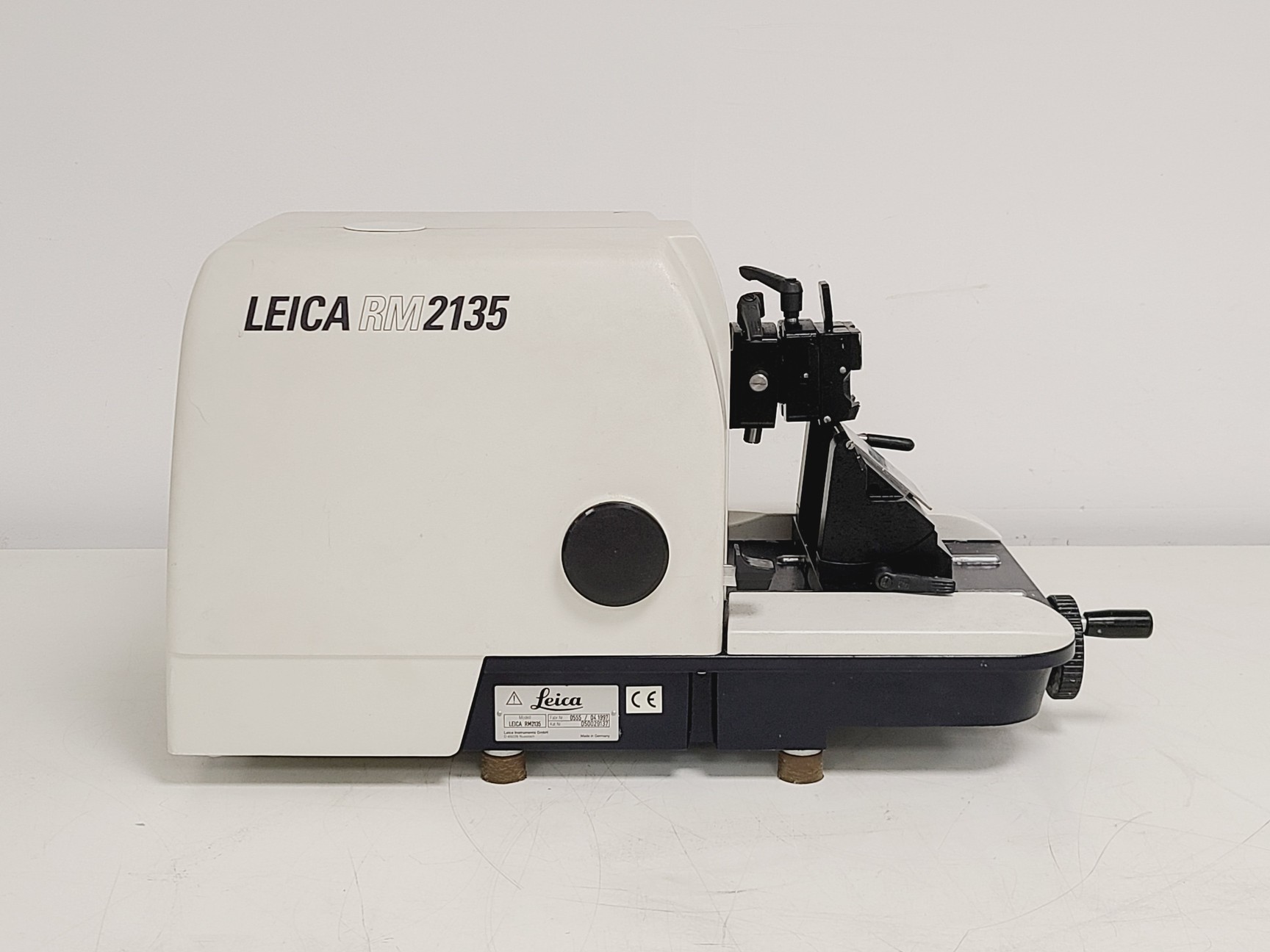 Image of Leica Microtome RM2135 Lab