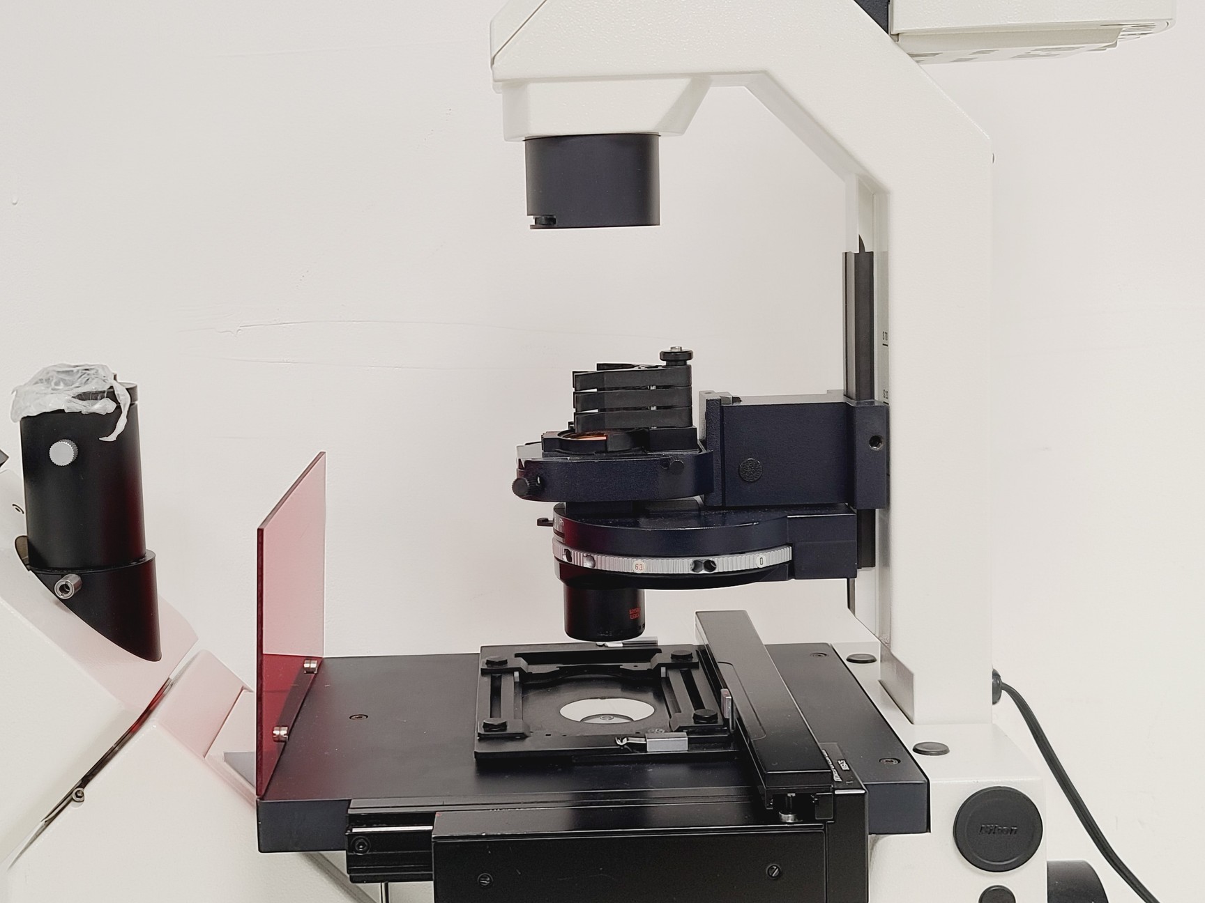 Image of Leica DMIRB Microscope w/ COOL LED pE-4000 Light Source & Q Imaging Retiga 3000