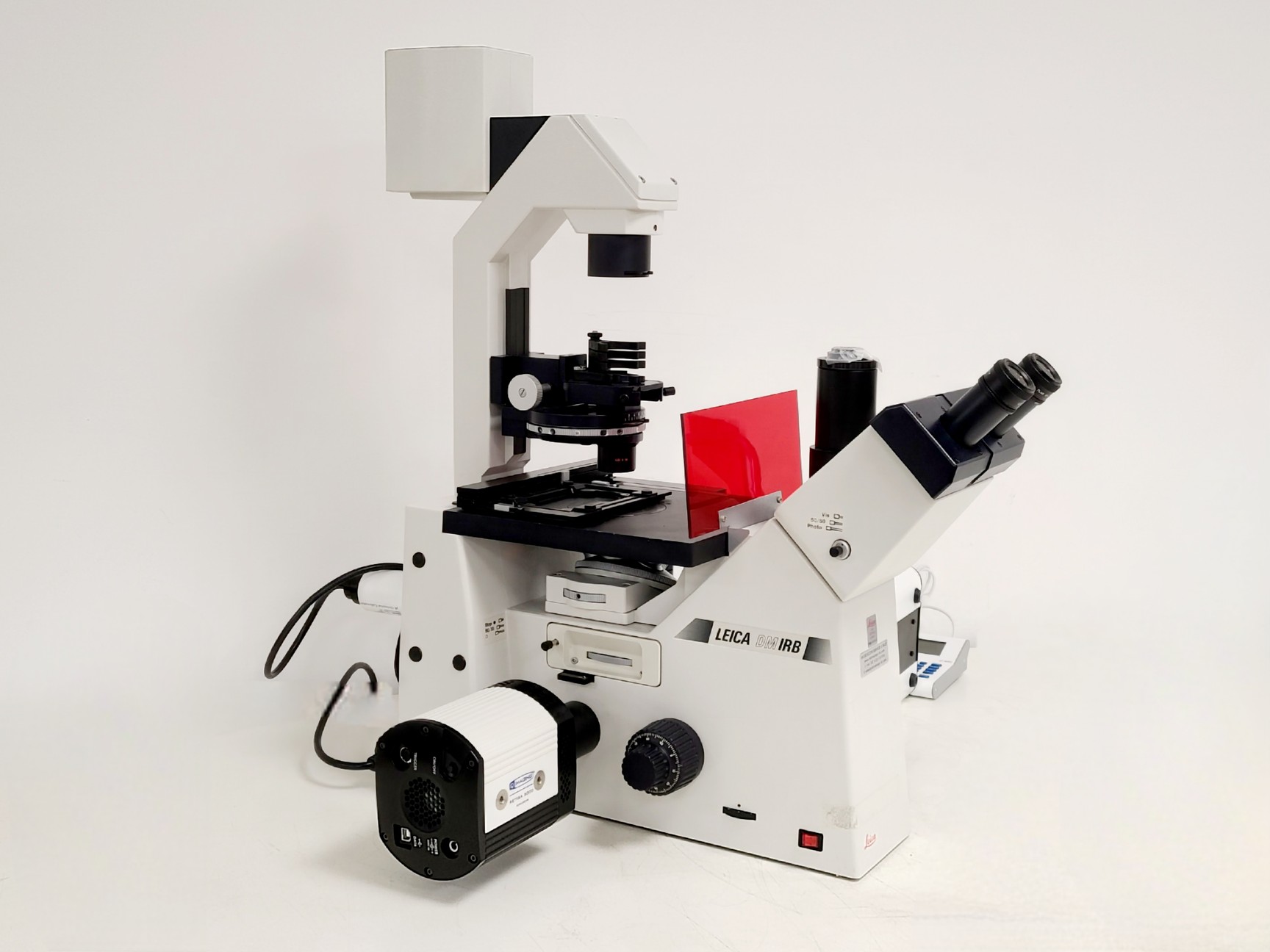 Image of Leica DMIRB Microscope w/ COOL LED pE-4000 Light Source & Q Imaging Retiga 3000