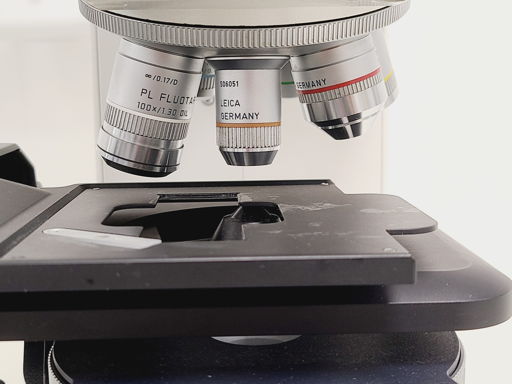 Image of Leica DMRBE Microscope w/ Motorised Stage, Cairn Monoled & QImaging wLS LED