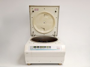 Thumbnail image of Heraeus Multifuge 3S Centrifuge Model: 75004361