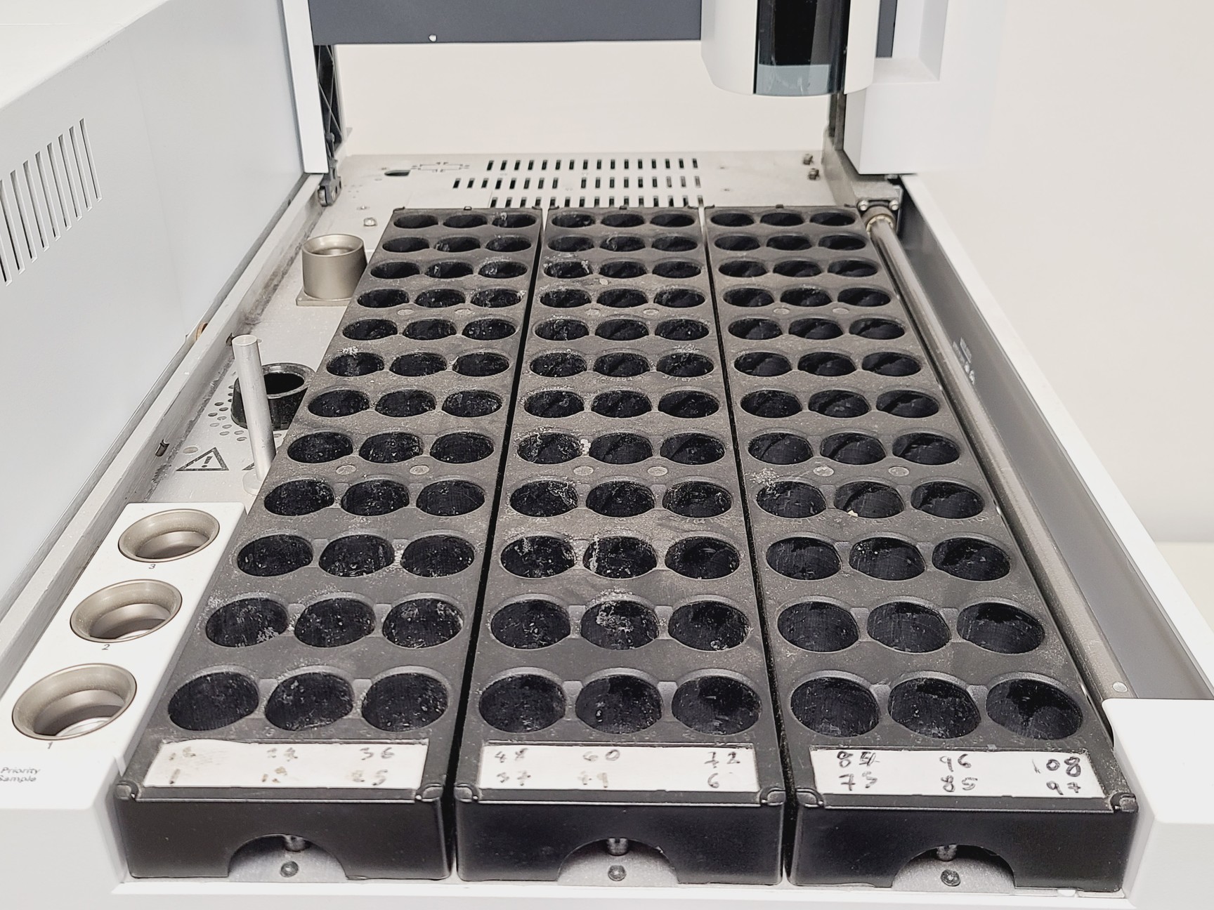 Image of Agilent Technologies Headspace Sampler 7697A Lab