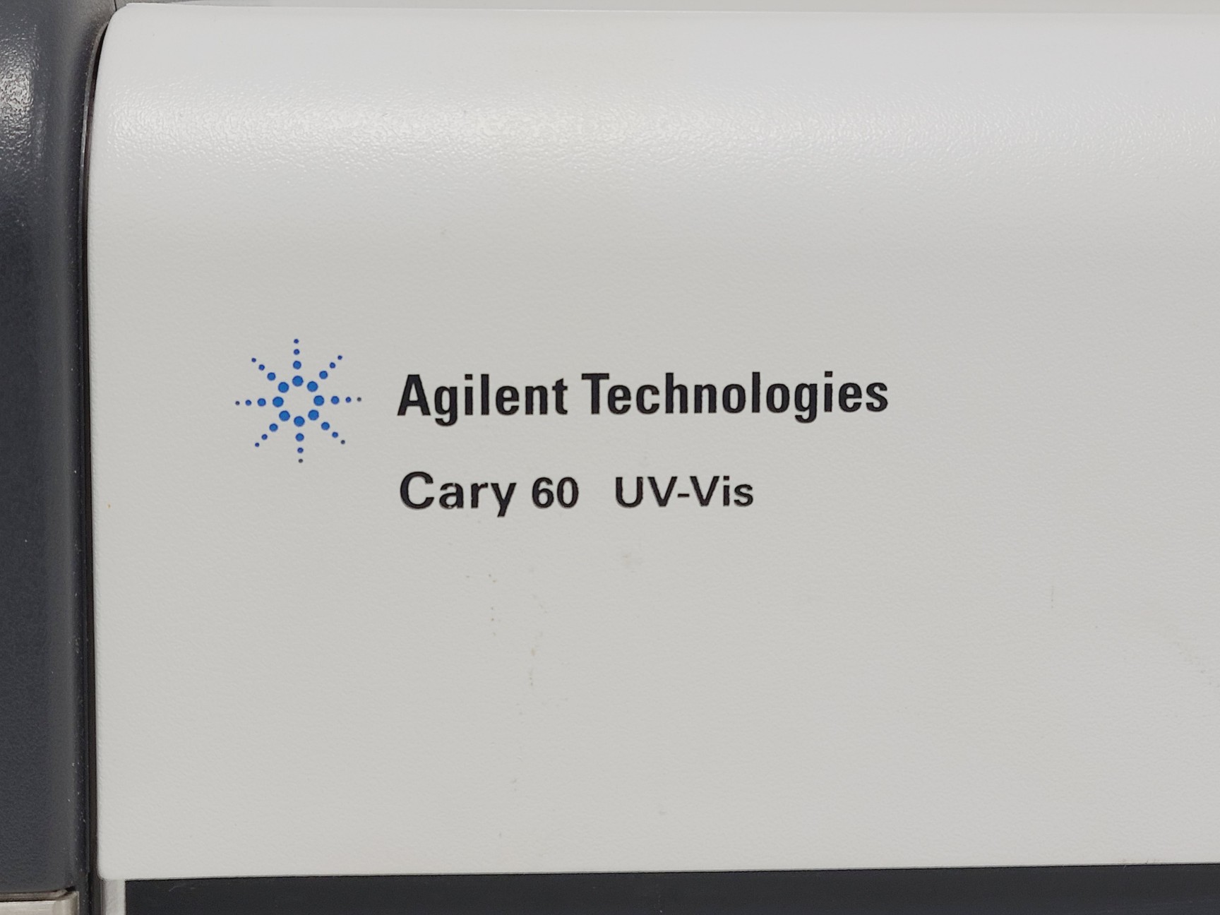 Image of Agilent Technologies Cary 60 UV-Vis Spectrometer with Dip Probe Coupler