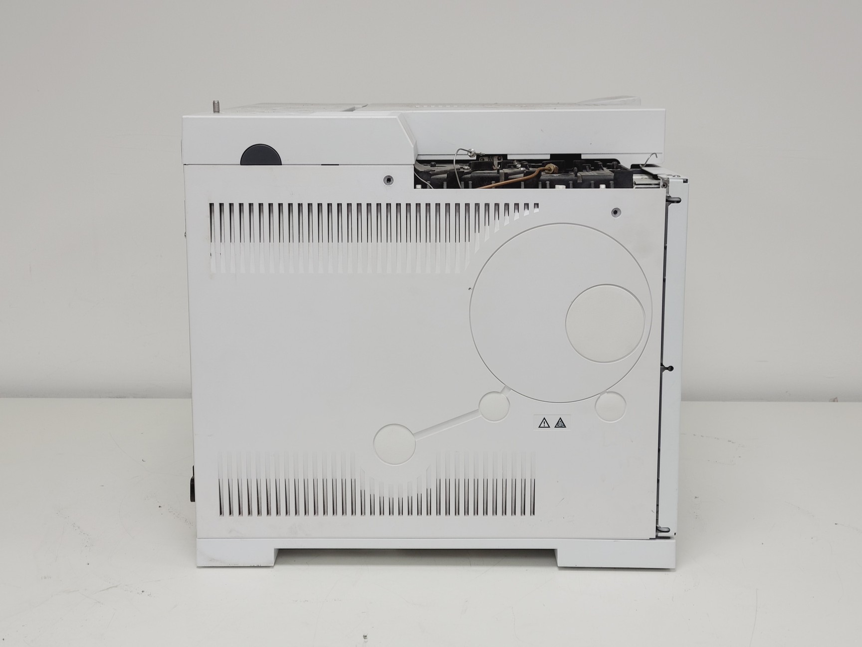 Image of Agilent 7890A GC w/ CTC Analytics GCPAL Gas Chromatography System Lab