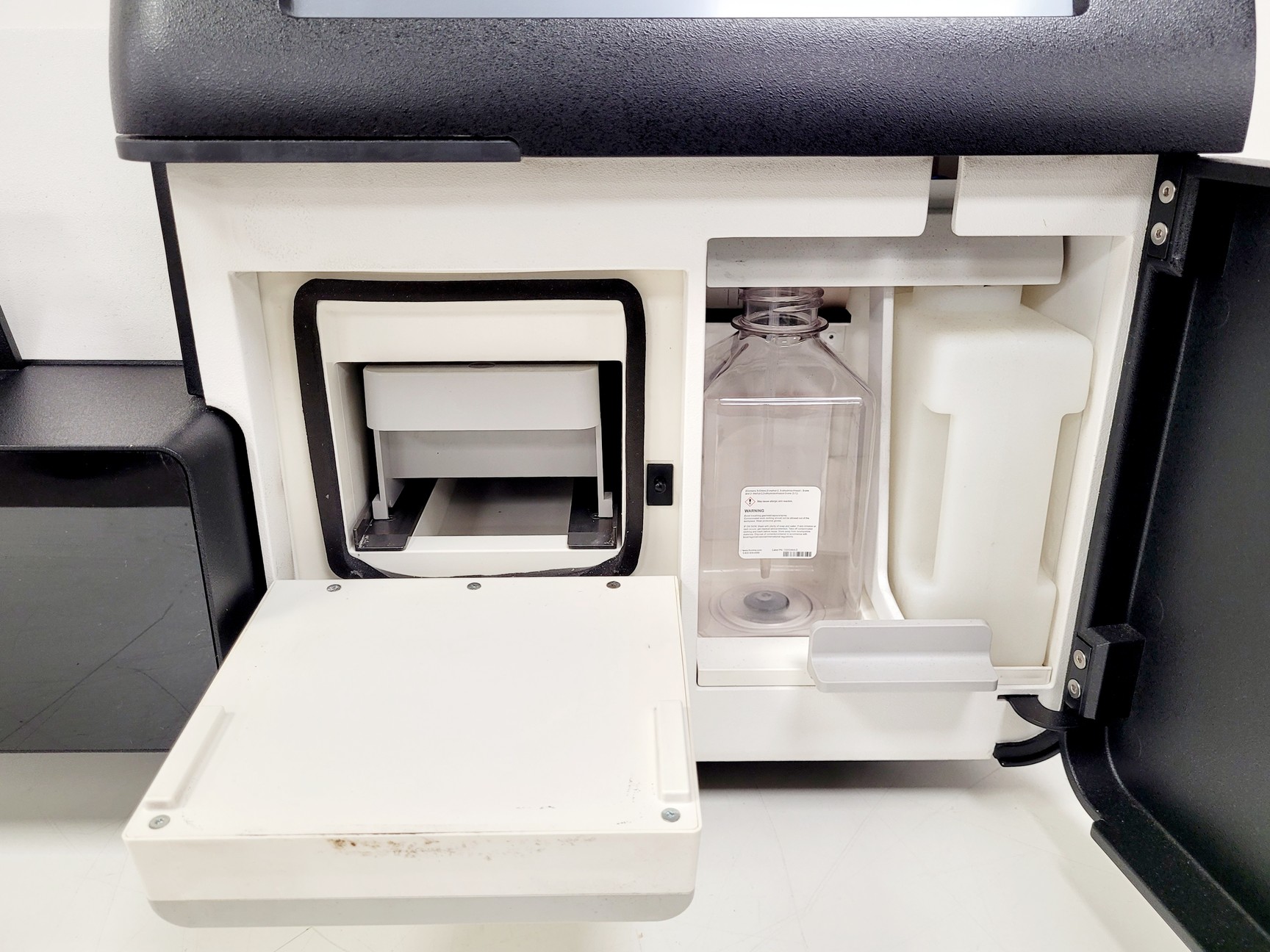 Image of Illumina MiSeq Benchtop Gene Sequencing System