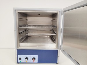 Thumbnail image of Leader Engineering GP/100/SS//100/HYD Drying Oven