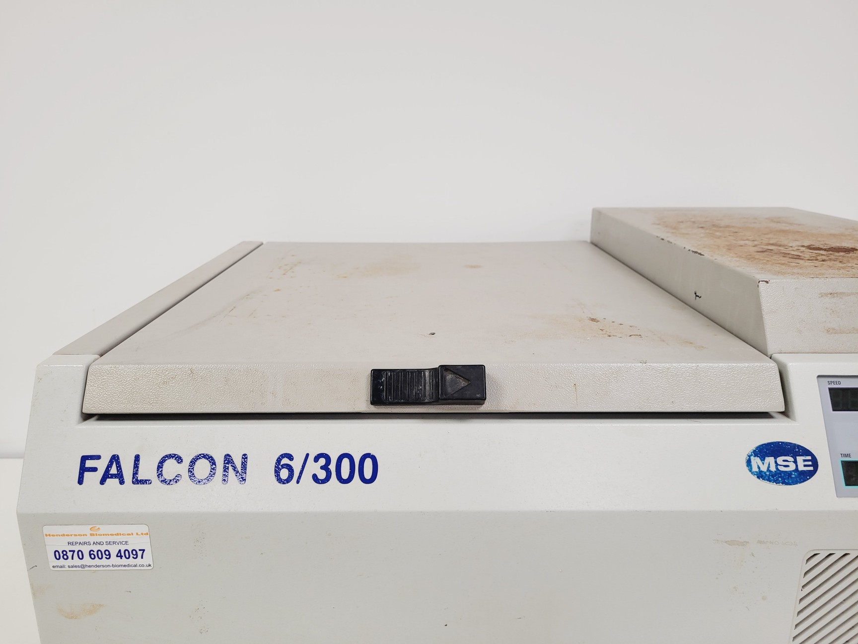 Image of MSE Falcon 6/300 Benchtop Centrifuge