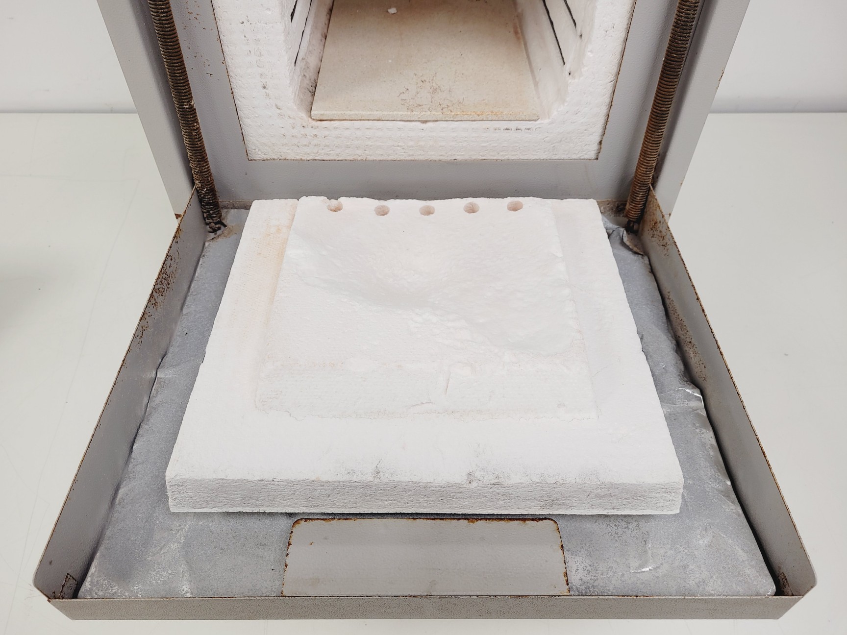 Image of Carbolite ELF 11/14B Furnace