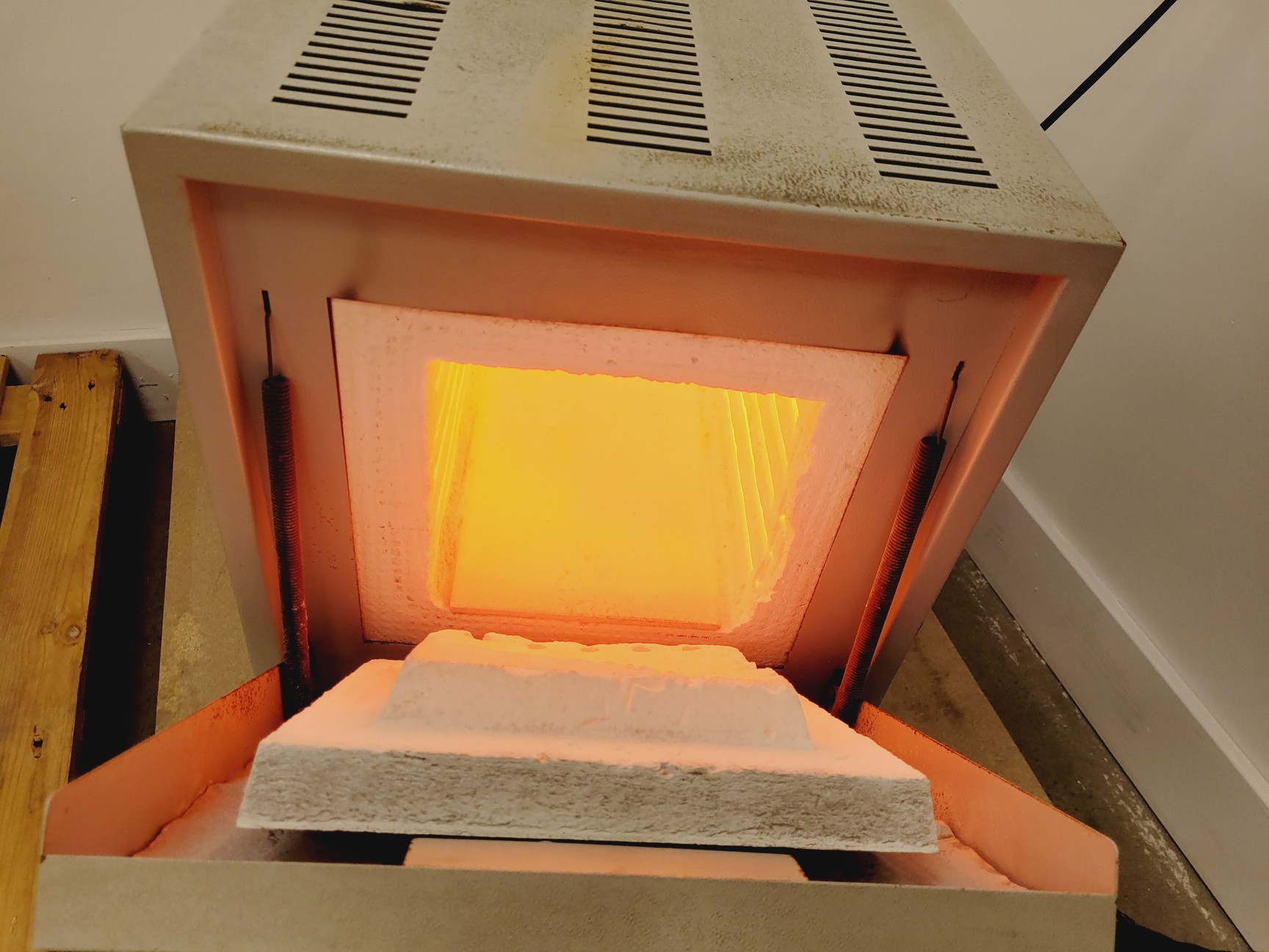 Image of Carbolite ELF 11/14B Furnace