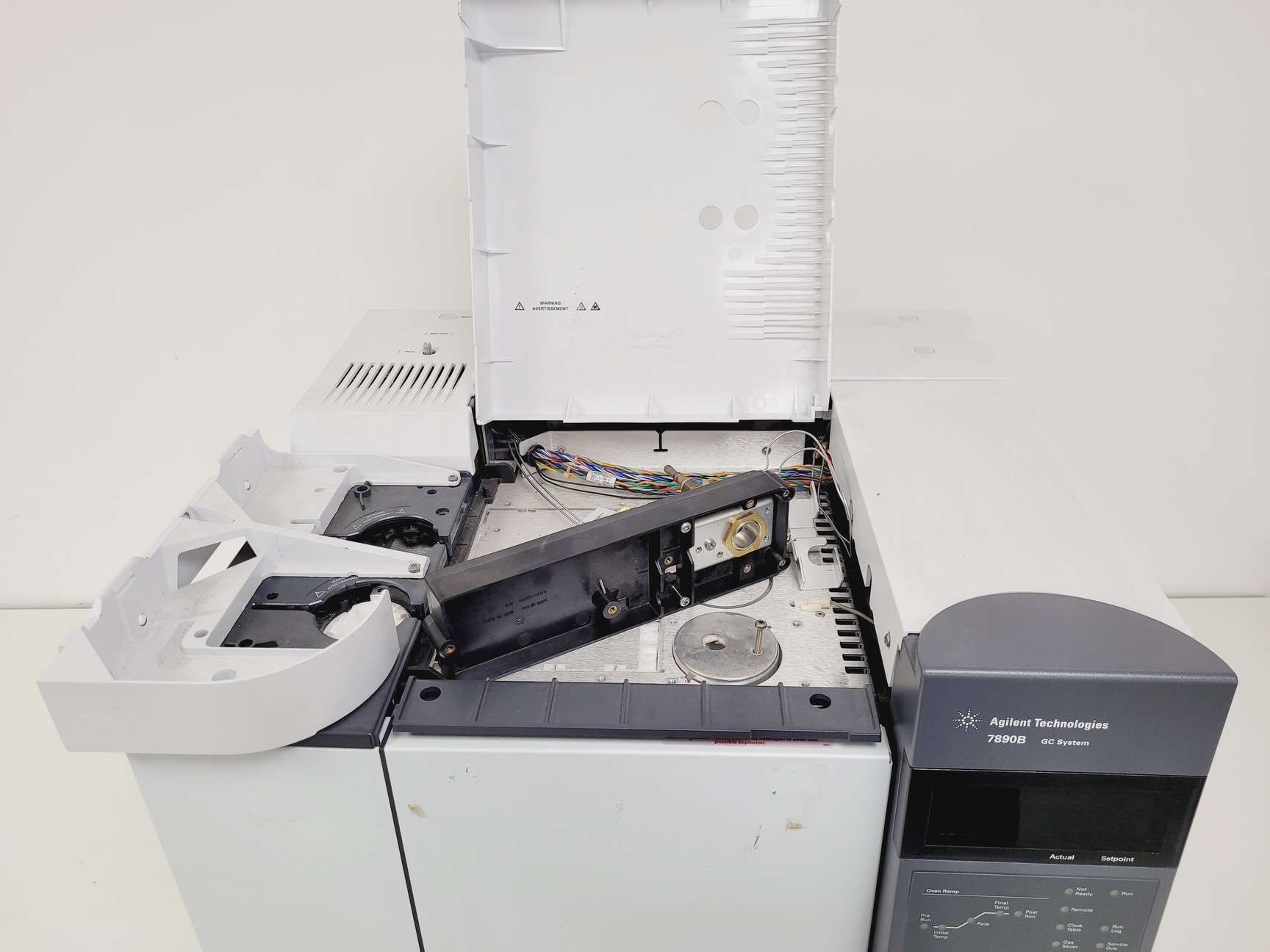 Image of Agilent Technologies 7890B GC System W/ 7693 Autosampler