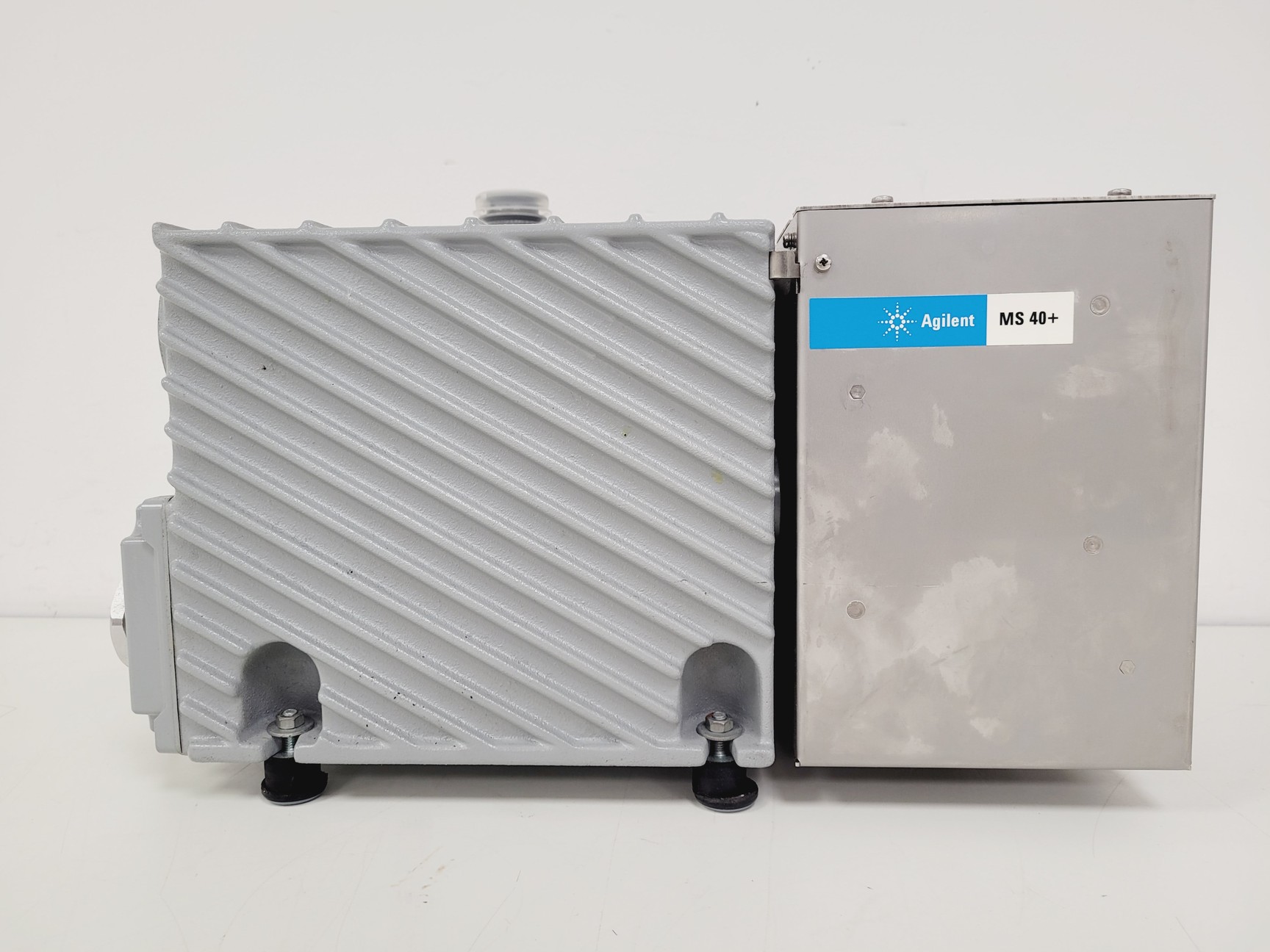 Image of Agilent 9499225M013 MS40+ Vacuum Pump