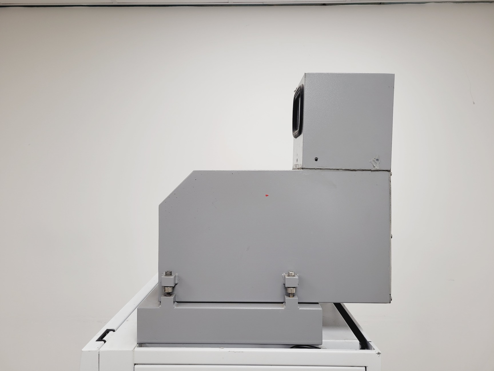 Image of MAT BioMAT-2 1200EXH Class II Microbiological Safety Cabinet