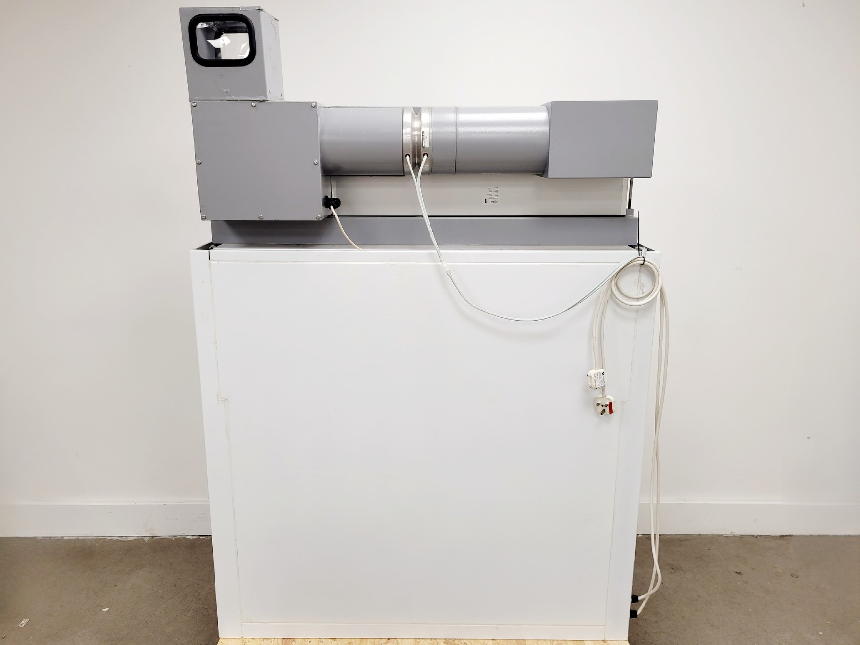 Image of MAT BioMAT-2 1200EXH Class II Microbiological Safety Cabinet