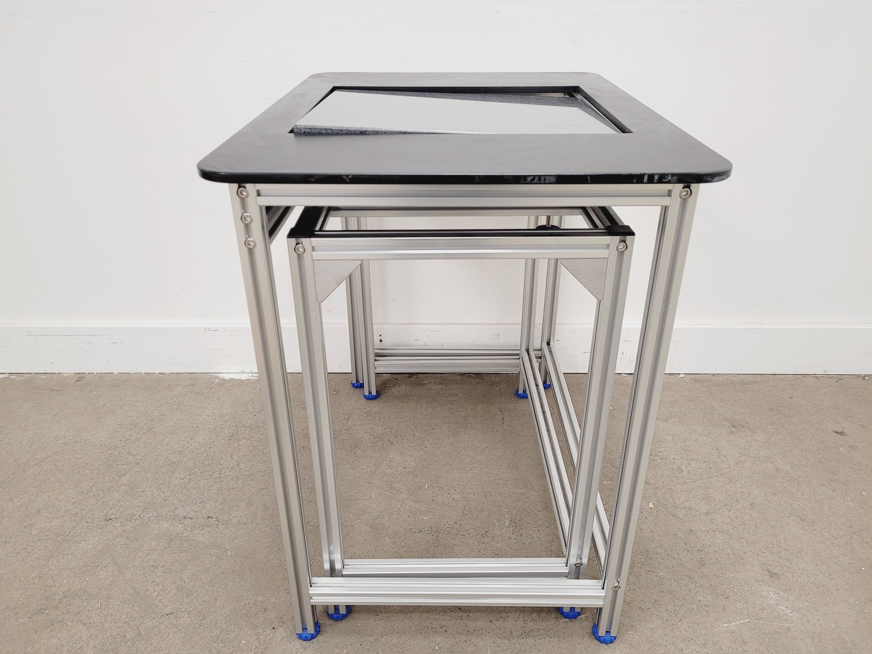 Image of Adam Equipment AE AVT Anti-Vibration Table