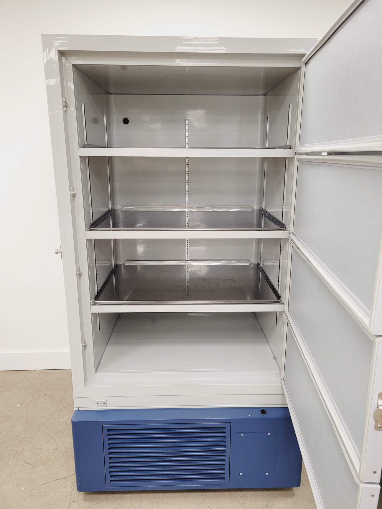 Image of Haier  DW-86L828J Ultra-Low Temperature Freezer -86ºc 