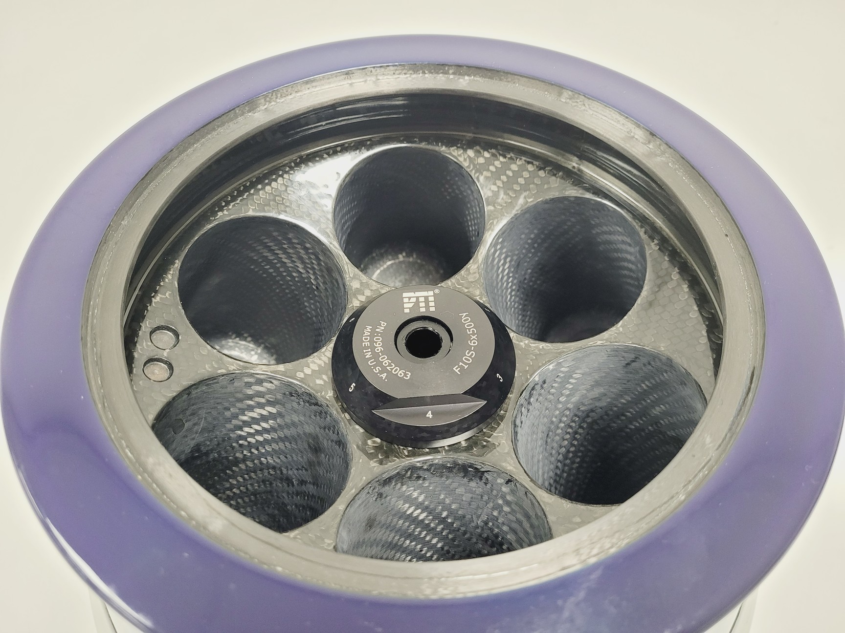 Image of FIberLite F10S-6x500y Fixed Angle Centrifuge Rotor, Bag & Care Kit