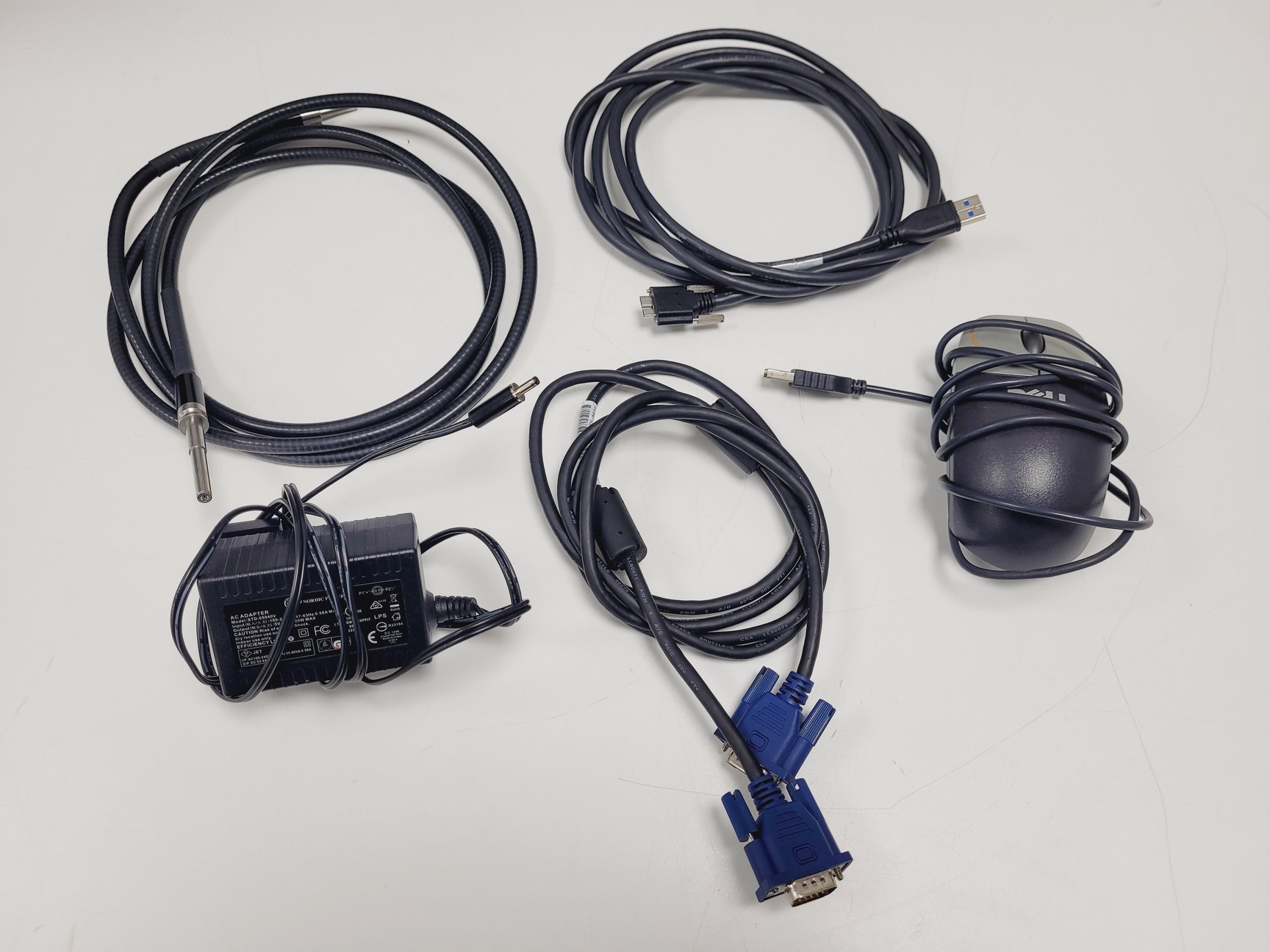 Image of Leica DMIL LED Fluo Microscope w/ DFC7000 T Camera, EL6000 Light & PC Setup