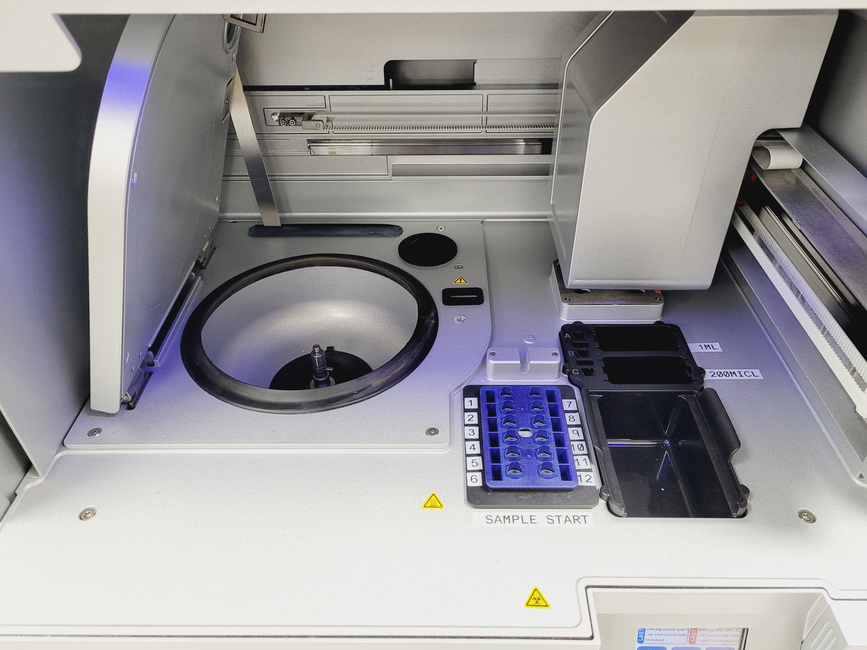 Image of QIAGEN QIAcube Nucleic Acid Purification System Lab
