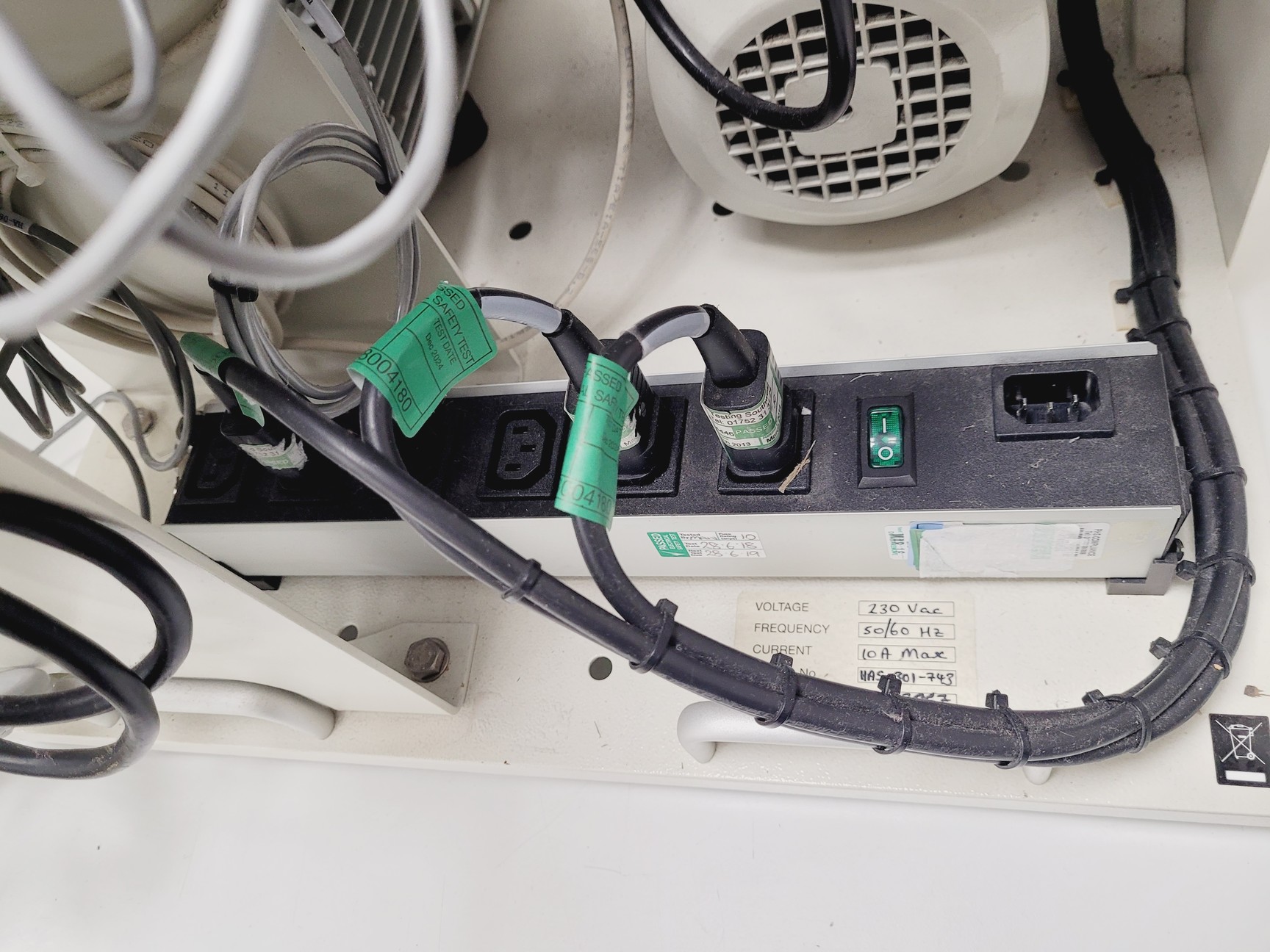 Image of Hiden Analytical HPR-20 Series Precision Gas Analysis System Mass Spectrometer