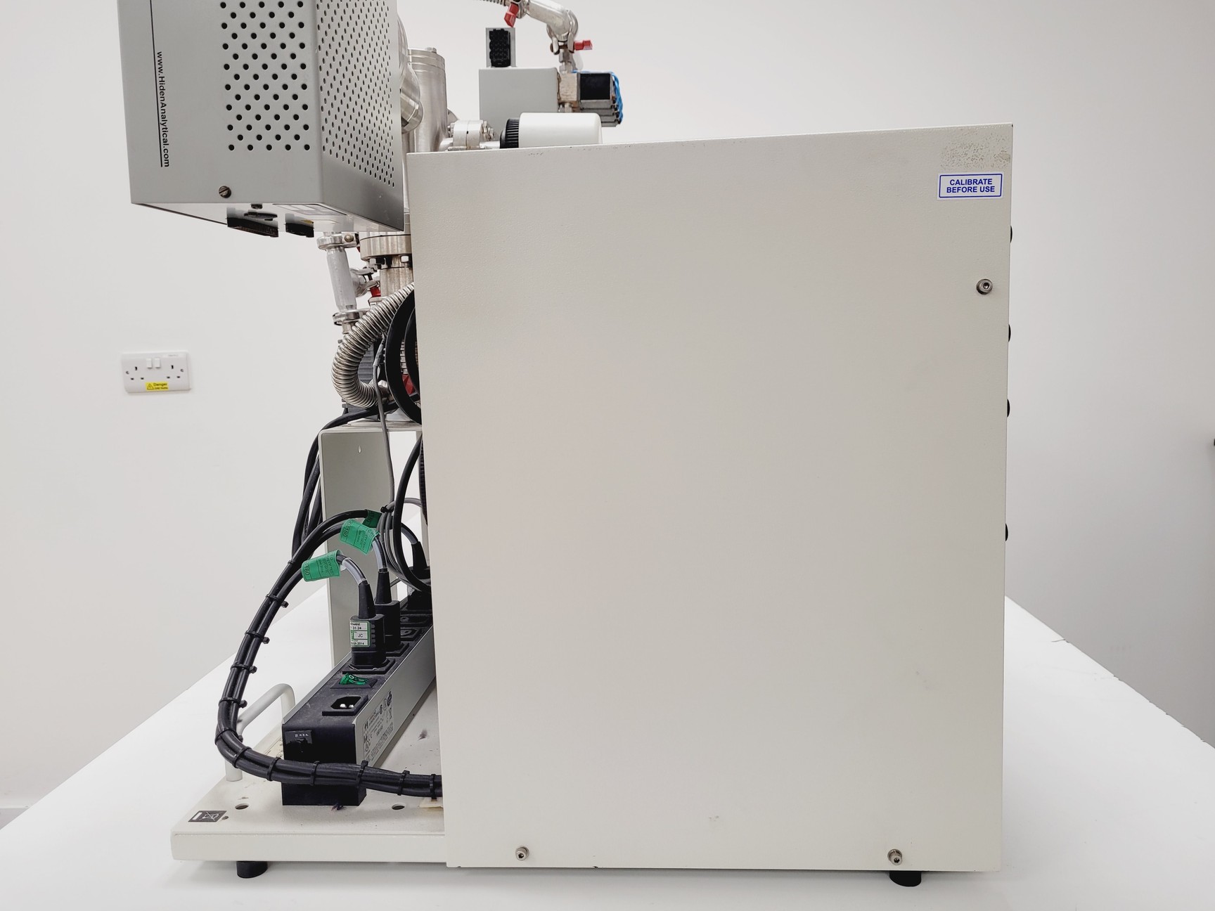 Image of Hiden Analytical HPR-20 Series Precision Gas Analysis System Mass Spectrometer