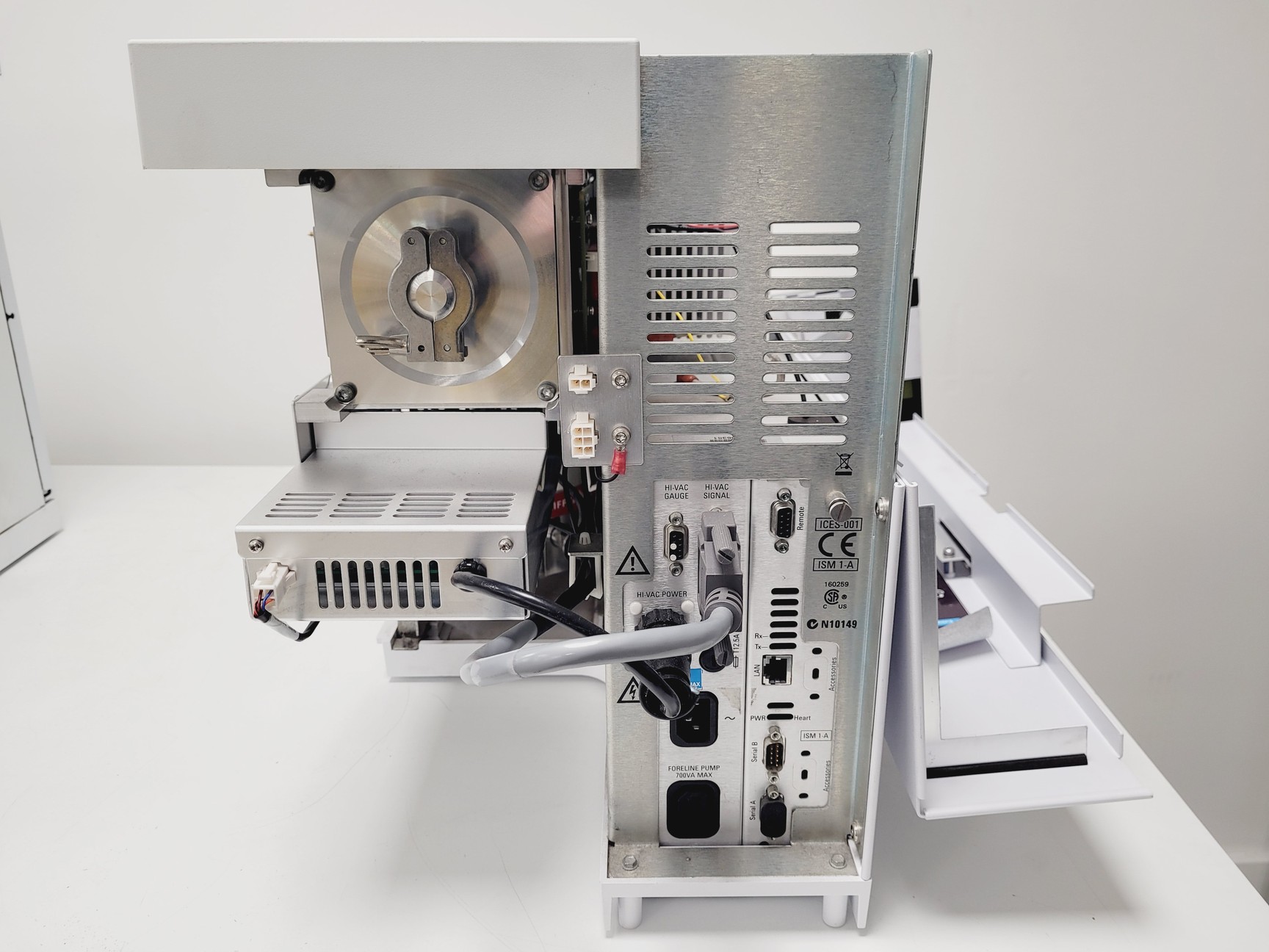 Image of Agilent Technologies 7890B Gas Chromatograph System & Autosampler Tray