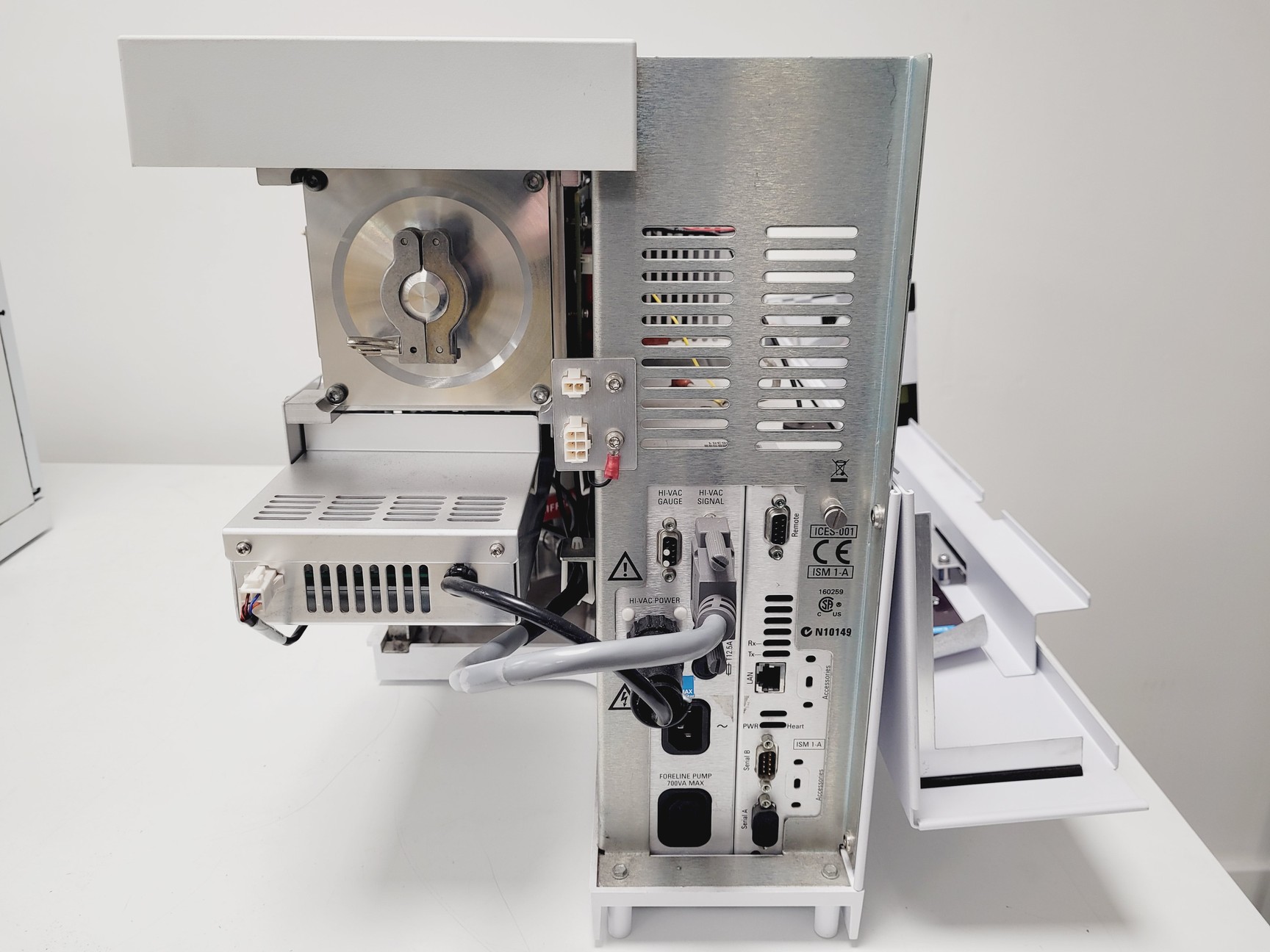 Image of Agilent Technologies 7890B Gas Chromatograph System & Autosampler Tray