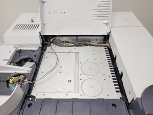 Thumbnail image of Agilent Technologies 7890B Gas Chromatograph System & Autosampler Tray