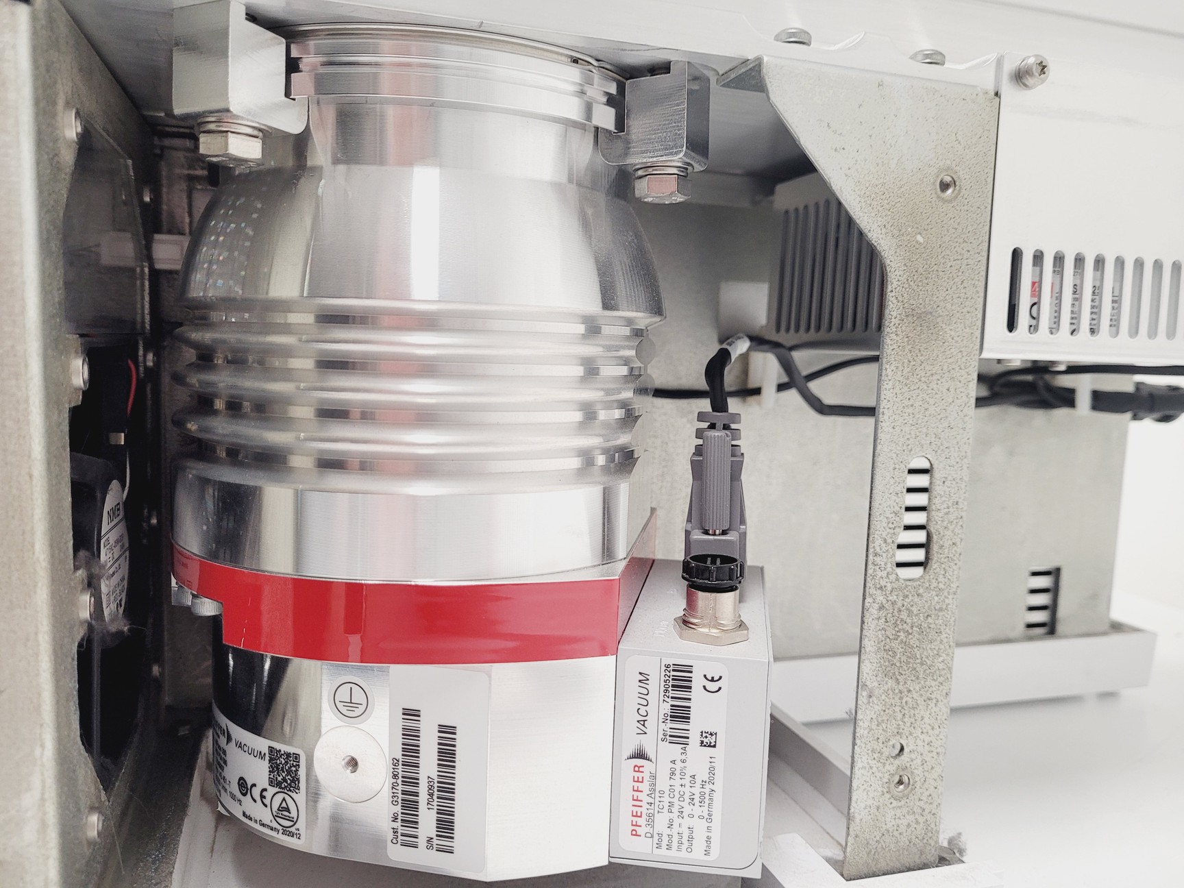 Image of Agilent Technologies 7890B Gas Chromatograph System & Autosampler Tray