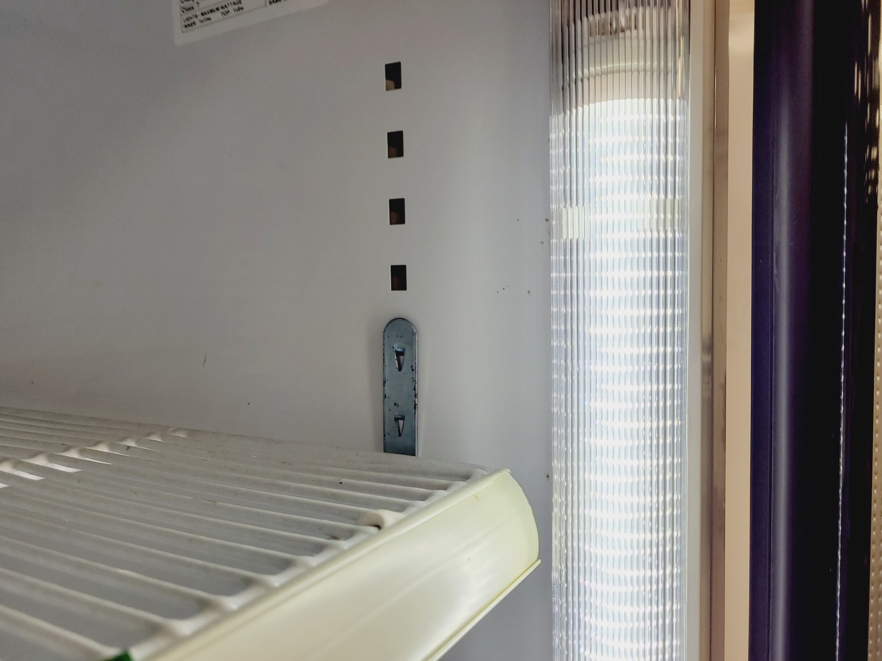 Image of Commercial MPM120HD/L Swing Door Beverage Cooler 545L