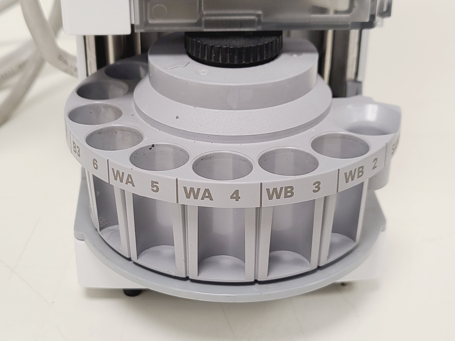 Agilent 7683 Series Autosampler Injection Head G2913A & Vial Tray G2614A