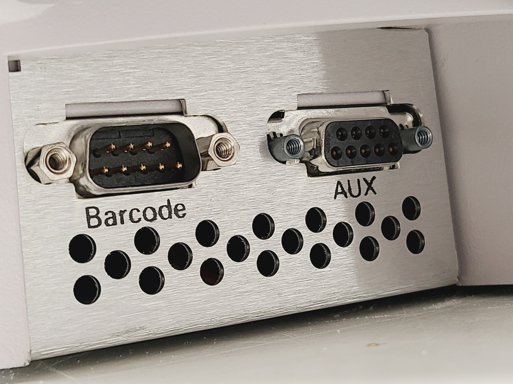 Image of Agilent 7683 Series Autosampler Injection Head G2913A & Vial Tray G2614A