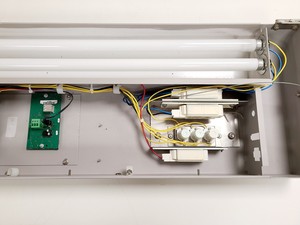 Thumbnail image of Nuaire Class 2 Biological Safety Cabinet NU-437-400S Spares/Repair Lab