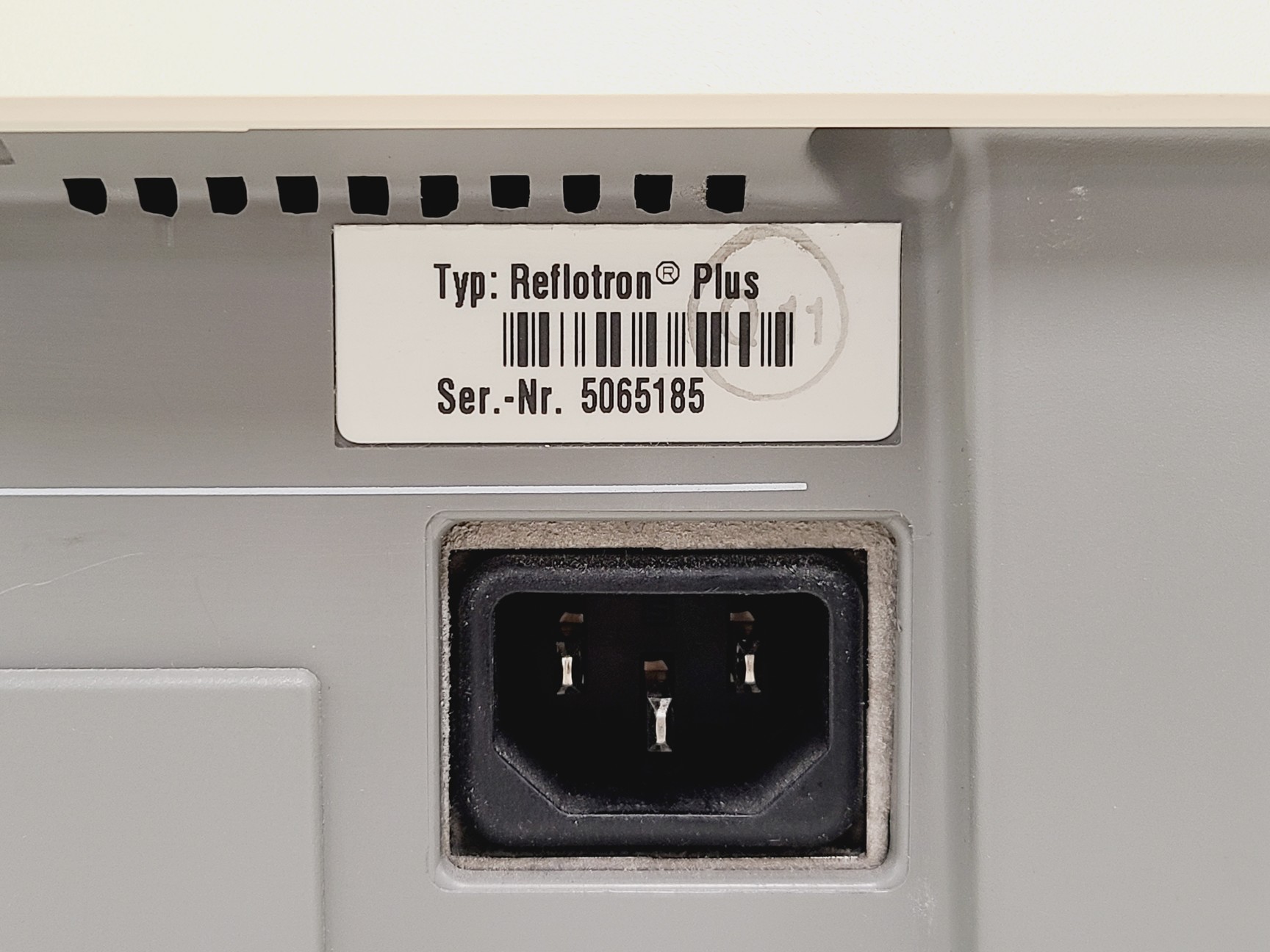 Image of Reflotron Plus Dry Chemistry Analyser with Reflotron Workstation D