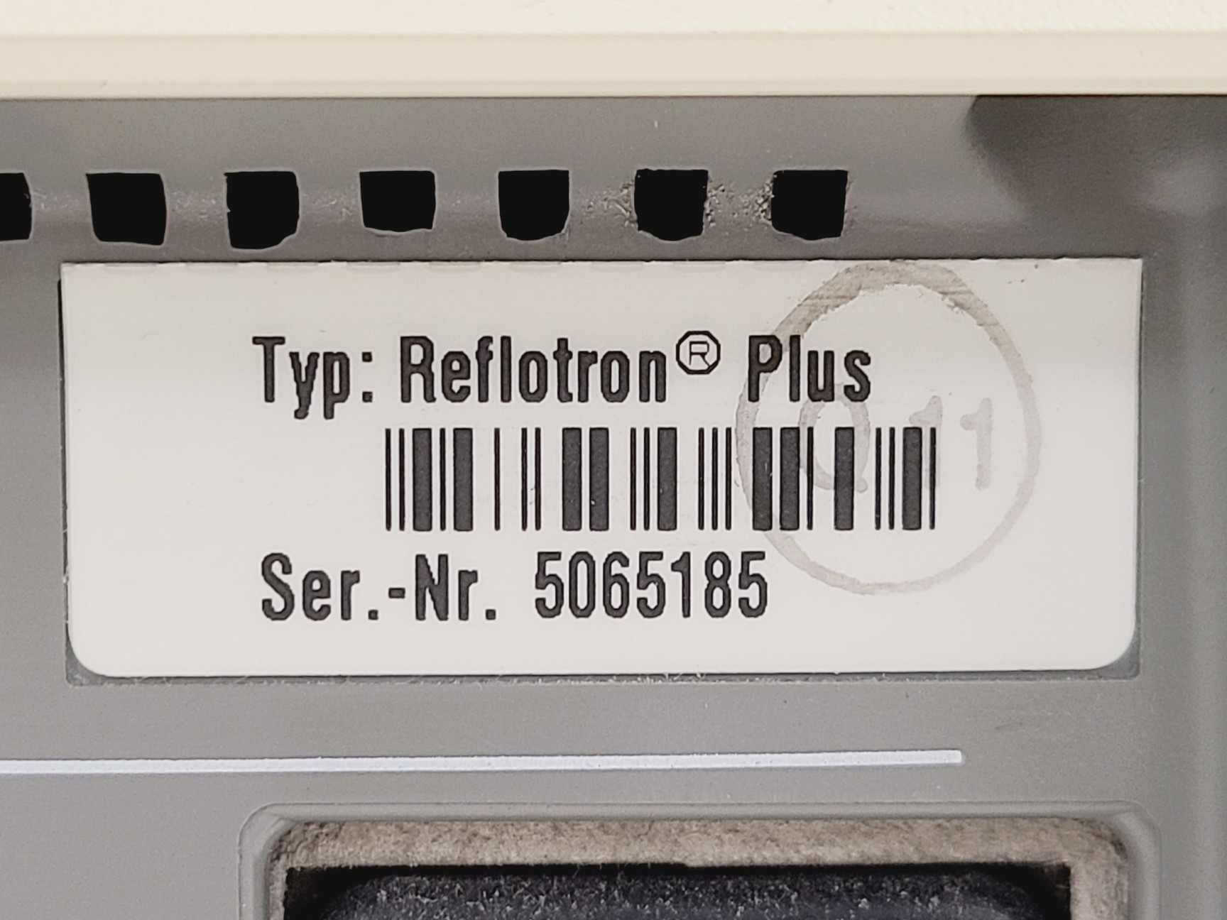 Image of Reflotron Plus Dry Chemistry Analyser with Reflotron Workstation D
