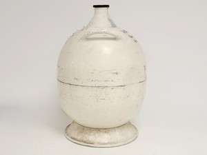 Thumbnail image of Statebourne Cryogenics LA 25 Liquid Nitrogen Storage Tank (25L) Lab