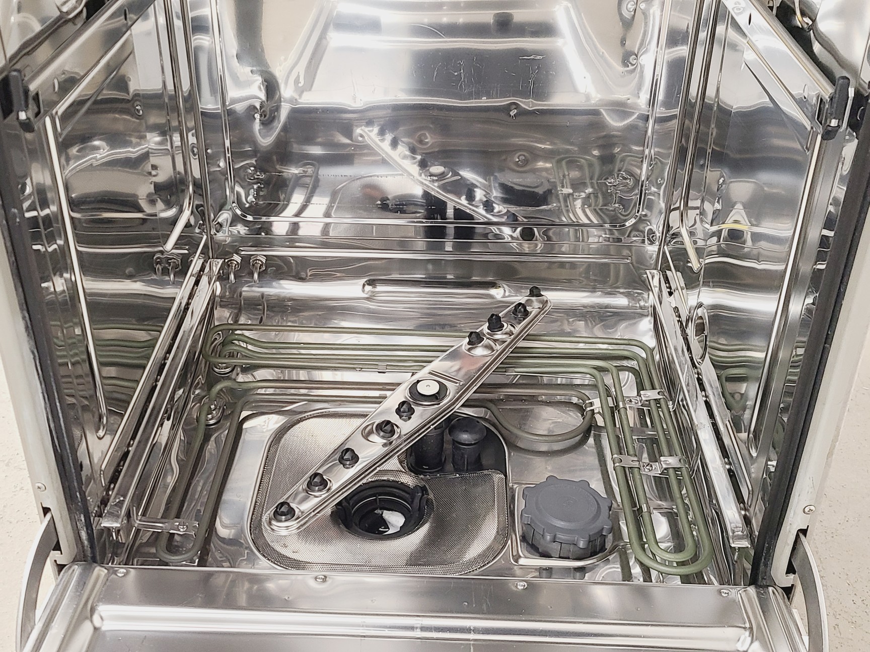 Image of Miele Professional Laboratory Glassware Washer G 7887