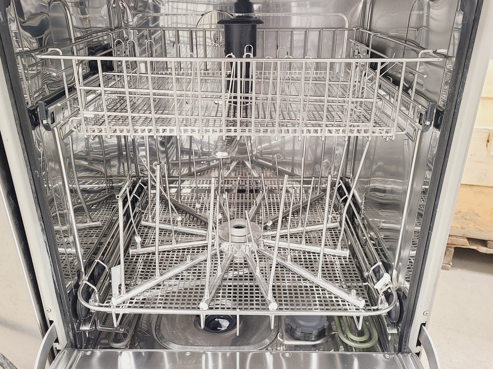 Image of Miele Professional Laboratory Glassware Washer G 7887