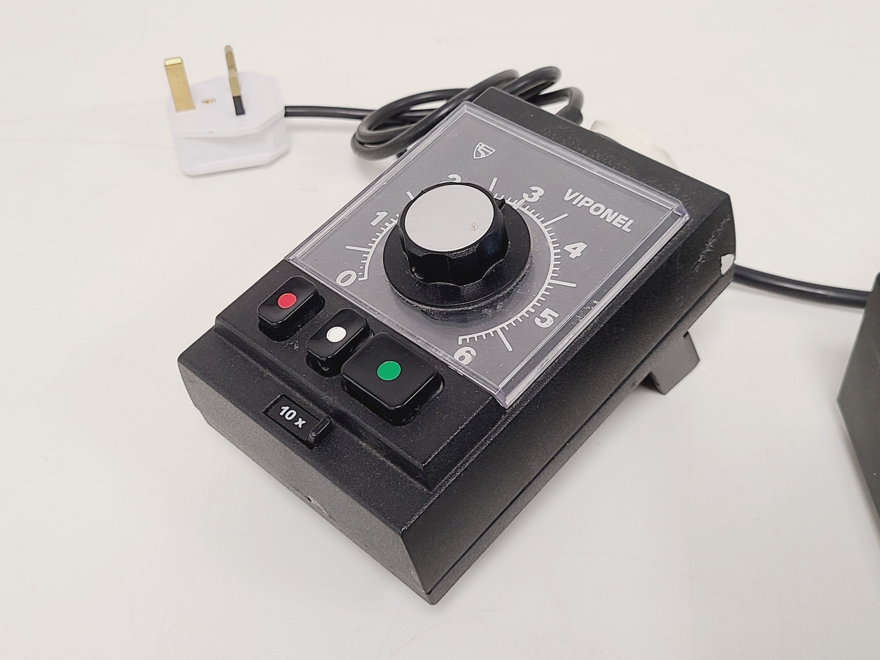 Image of Meopta Opemus 6a Enlarger with Meograde Head, Easel Frame & VIPONEL S15 Timer